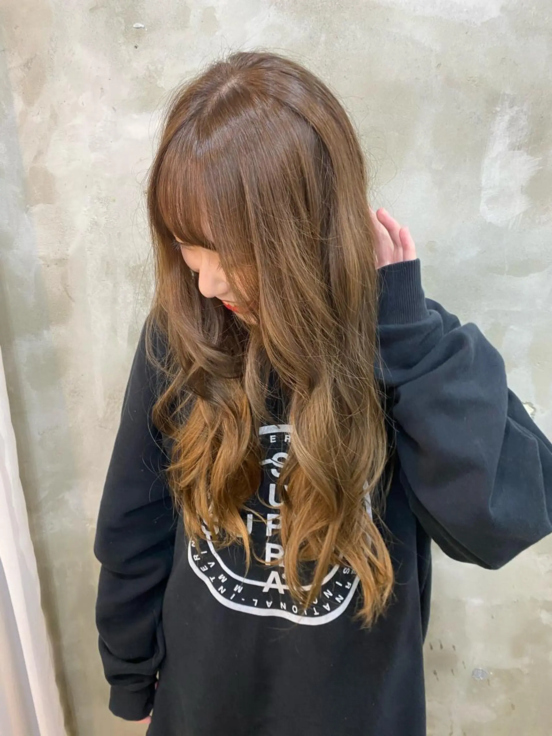 ロング カラー ヘアアレンジ アッシュ ブリーチ 志賀 あずみのヘアスタイル