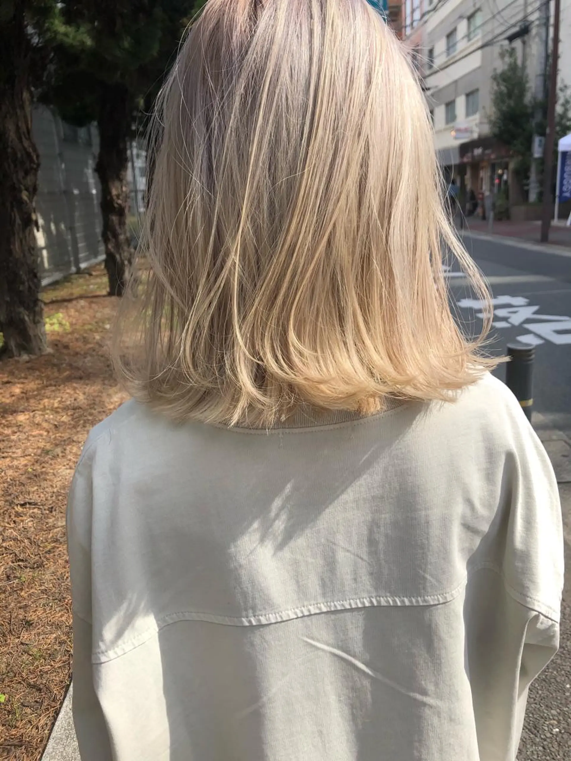 ミディアム カラー ブロンド トリートメント Pia ツボイ ケイタのヘアスタイル