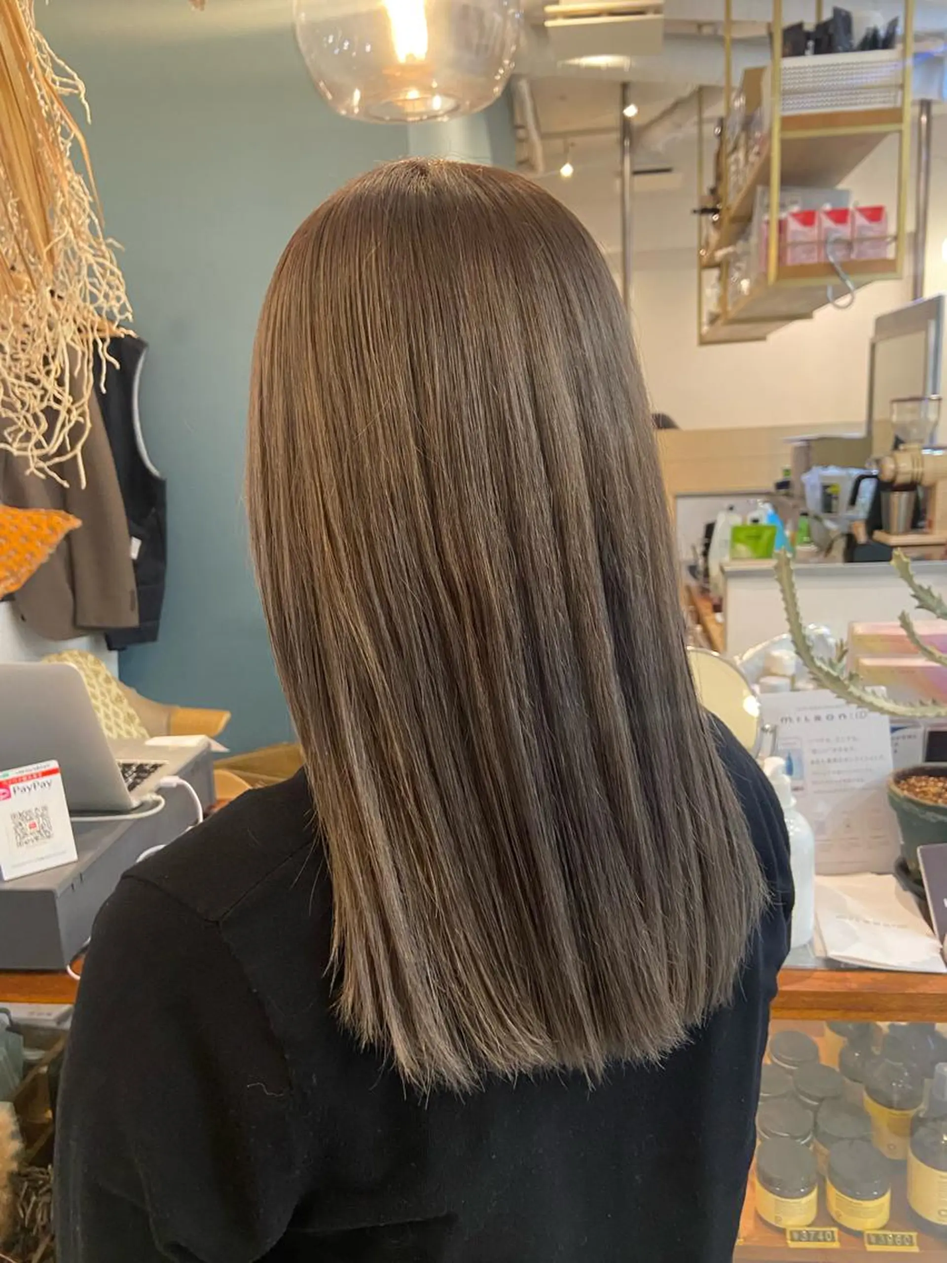 カラー アッシュ ベージュカラー なかむら ゆきのヘアスタイル