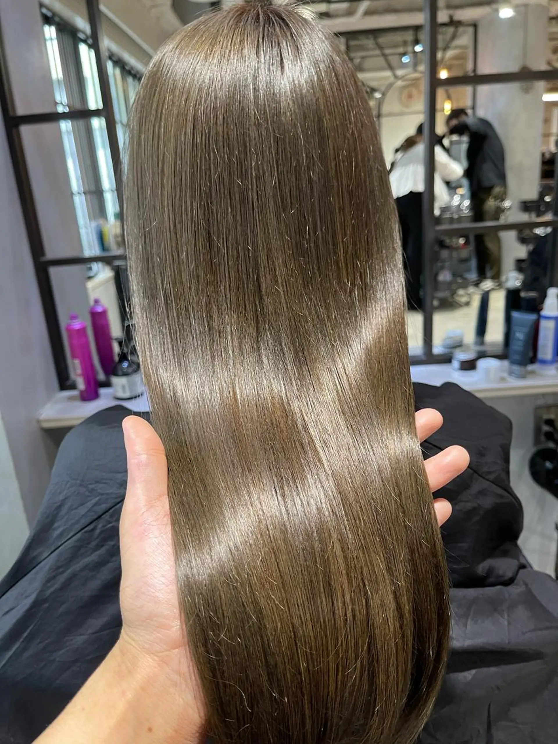 ミディアム カラー カット パーマ トリートメント 艶髪/レイヤーカット 髪質改善/清水のヘアスタイル