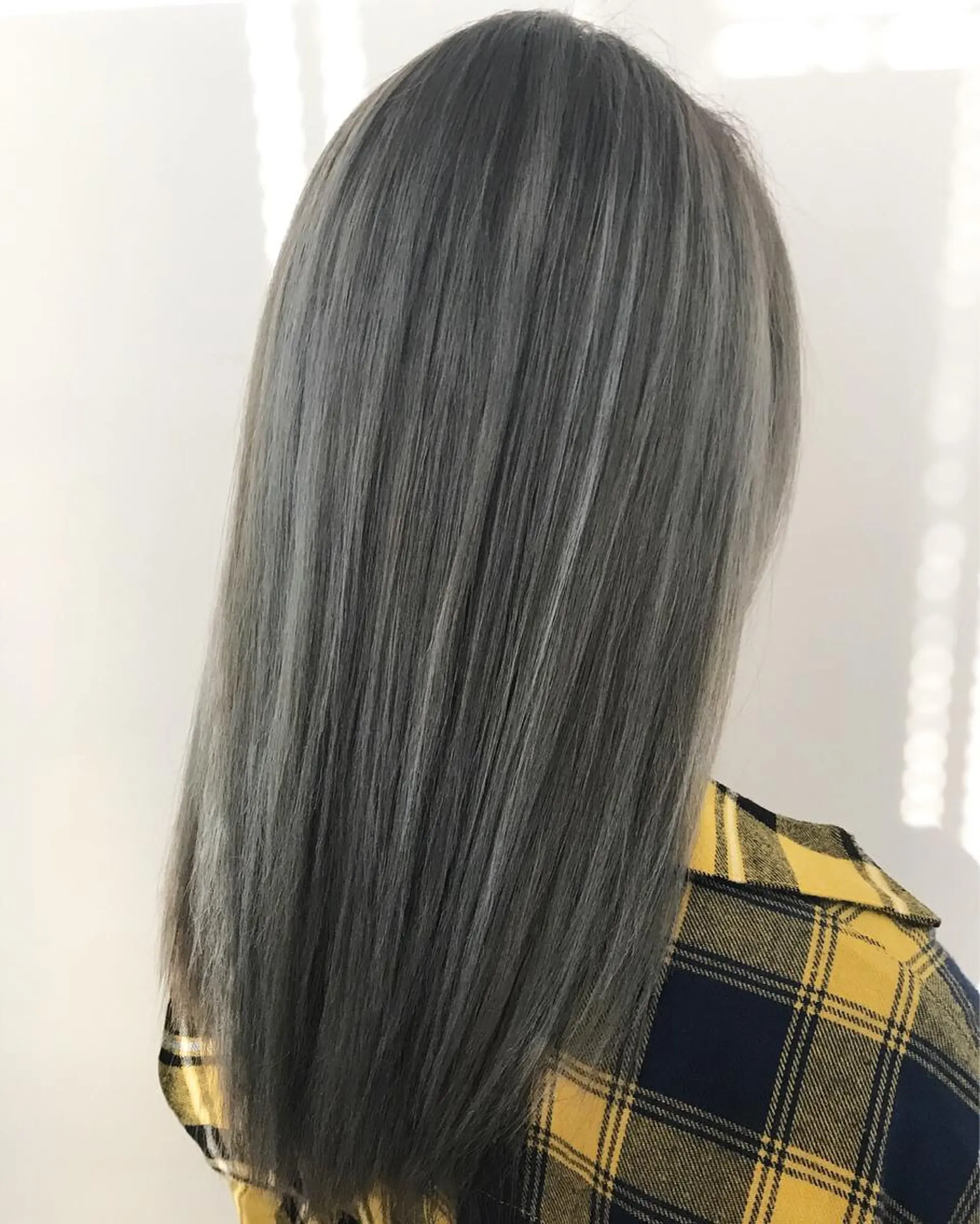 ミディアム カラー 髪質改善サロン 心斎橋ARCHEのヘアスタイル