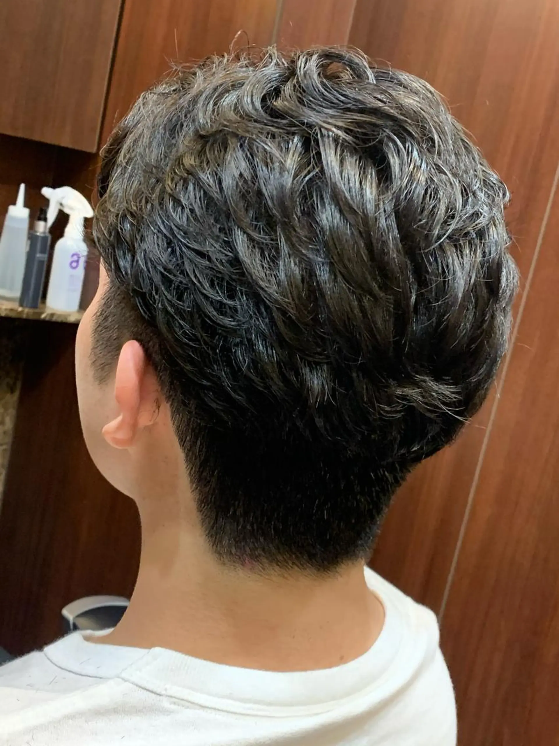 ショート パーマ メンズ 羽木 隆徒のヘアスタイル