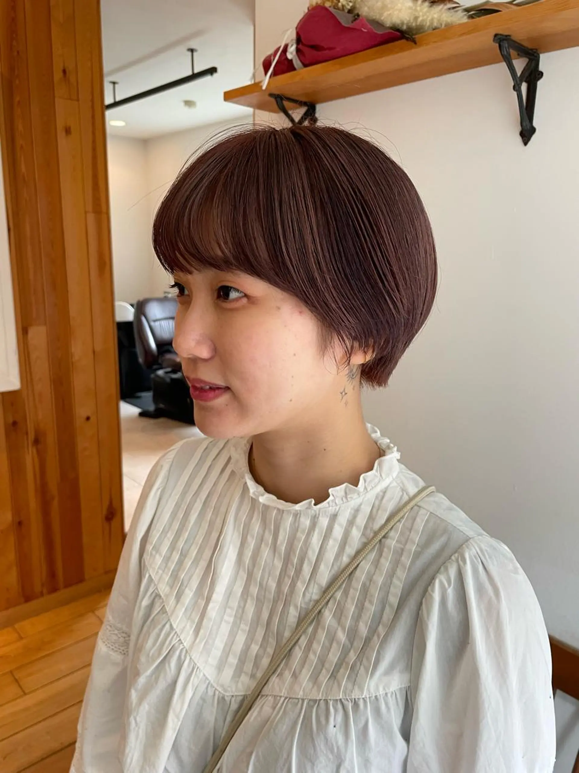 ショート ショート/ボブ/透明 感カラー/高橋あみのヘアスタイル