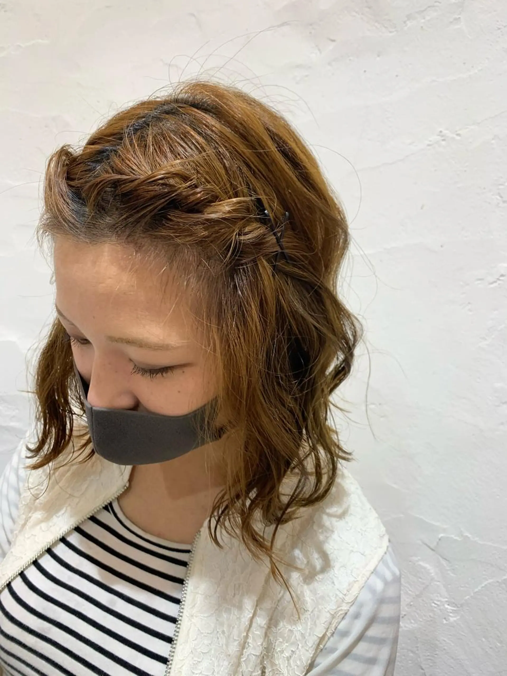 ミディアム 吉田 夢のヘアスタイル