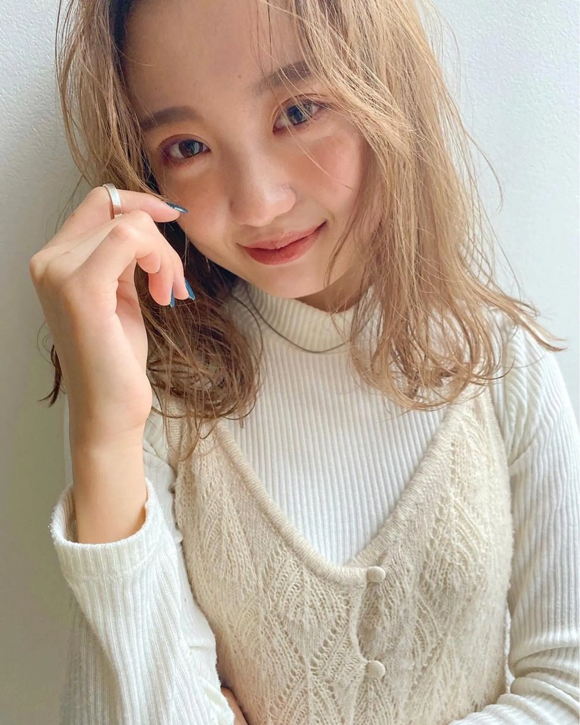 カラー yui/ layer cutのヘアスタイル