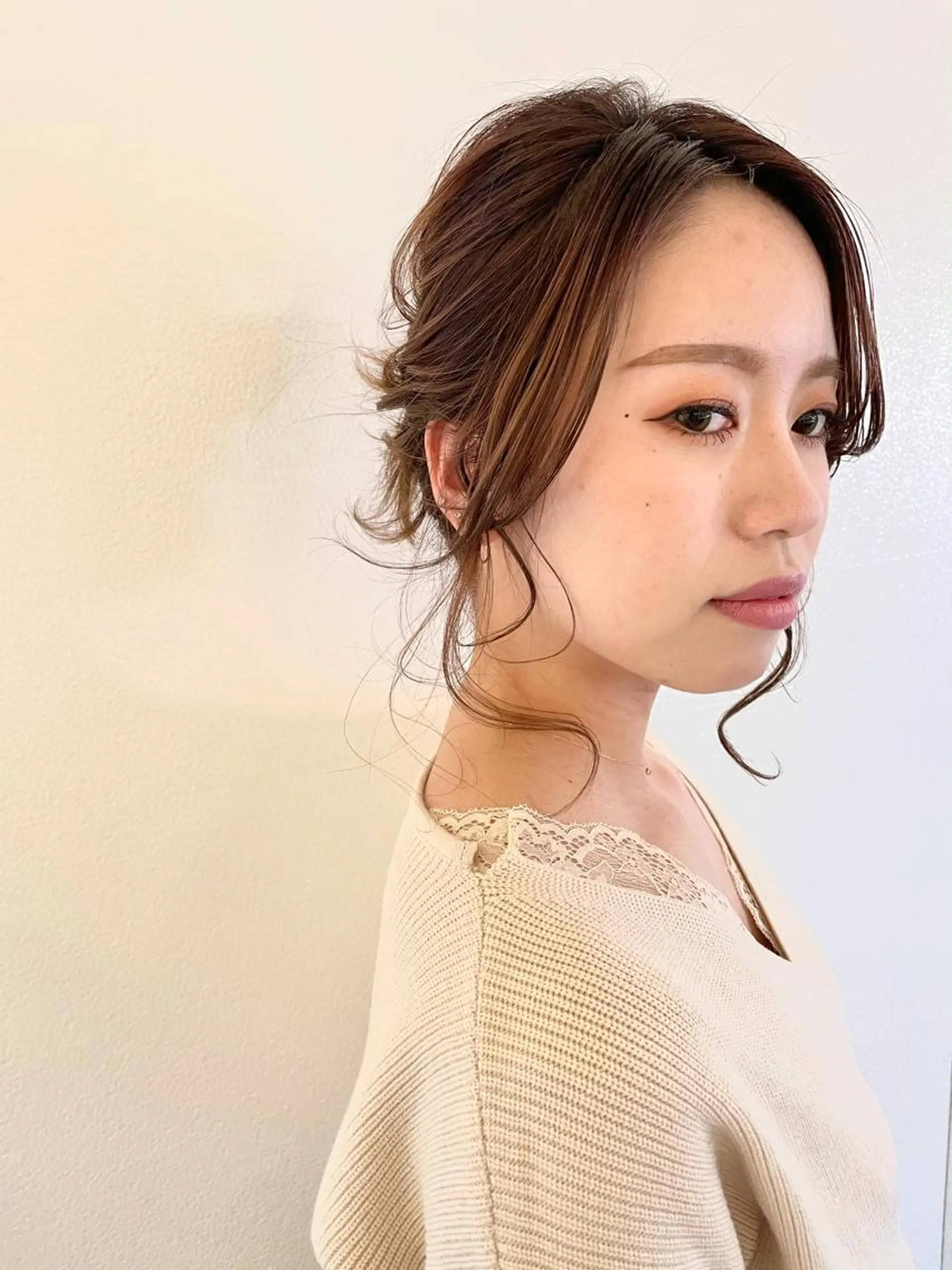セミロング カラー パーマ ヘアアレンジ お団子ヘア GO TODAY SHAiRE SALON岡山所属・Sana/ 耳ツボ/インナーのヘアスタイル