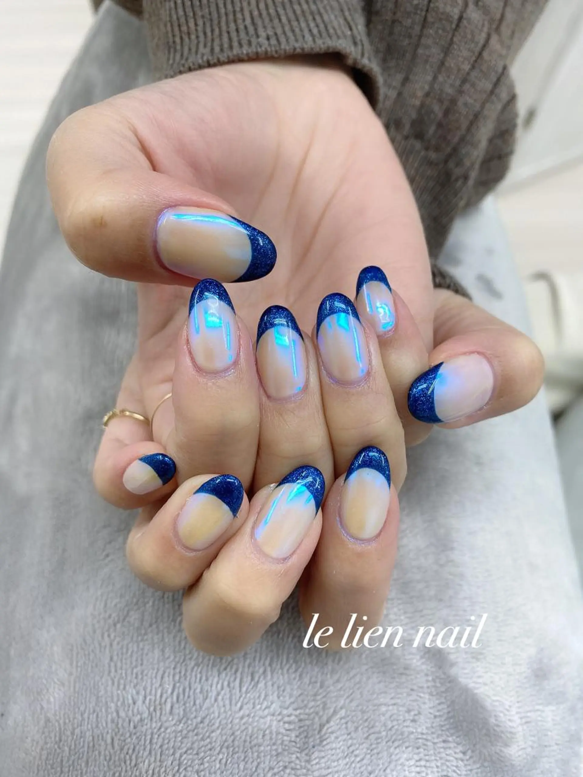 ネイル アートネイル オーロラネイル ブルー フレンチネイル キラキラネイル le lien nailのネイルデザイン