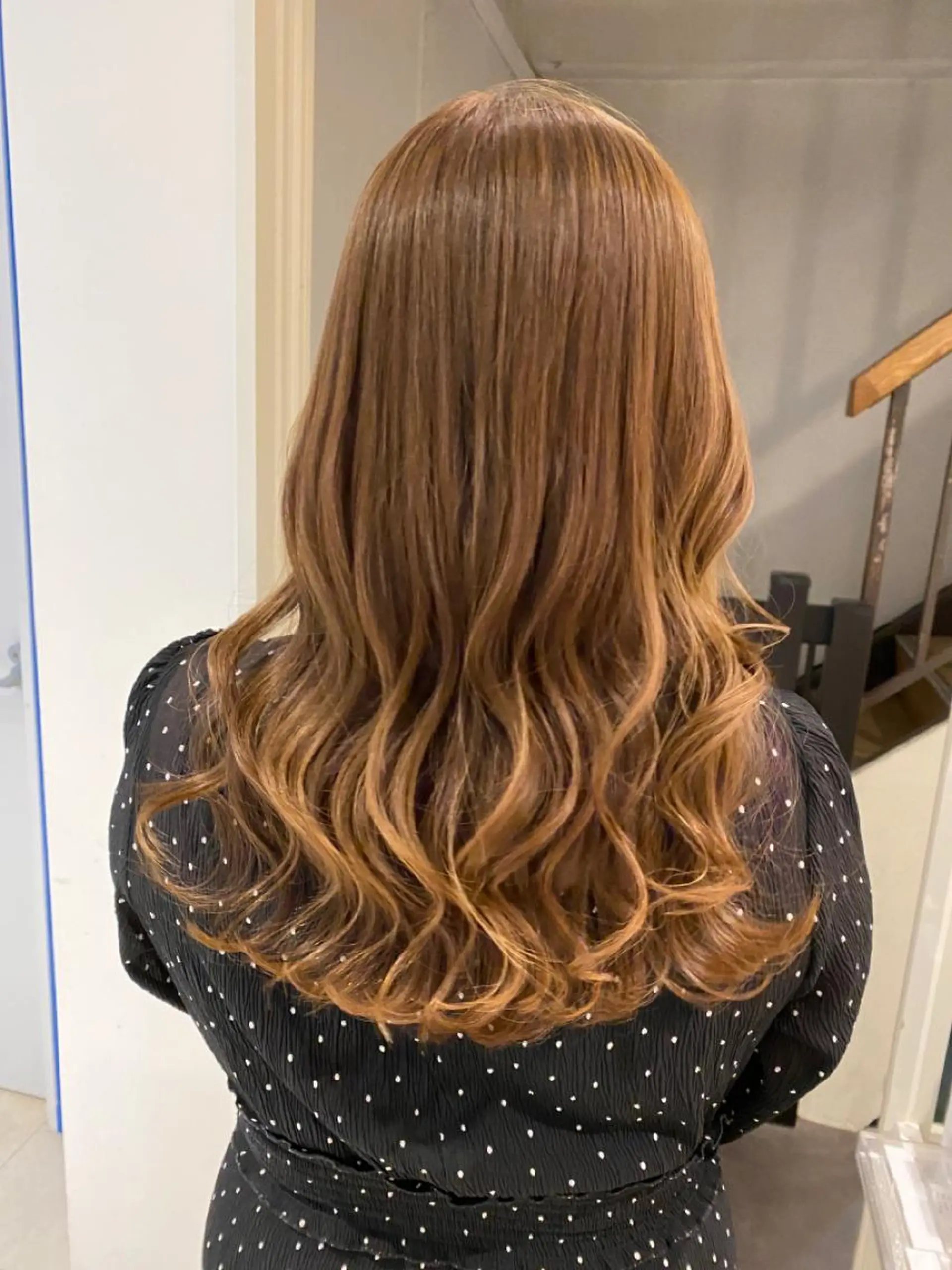 セミロング カラー 🌈評価No.1🌈 艶髪カラー❌エクステのヘアスタイル