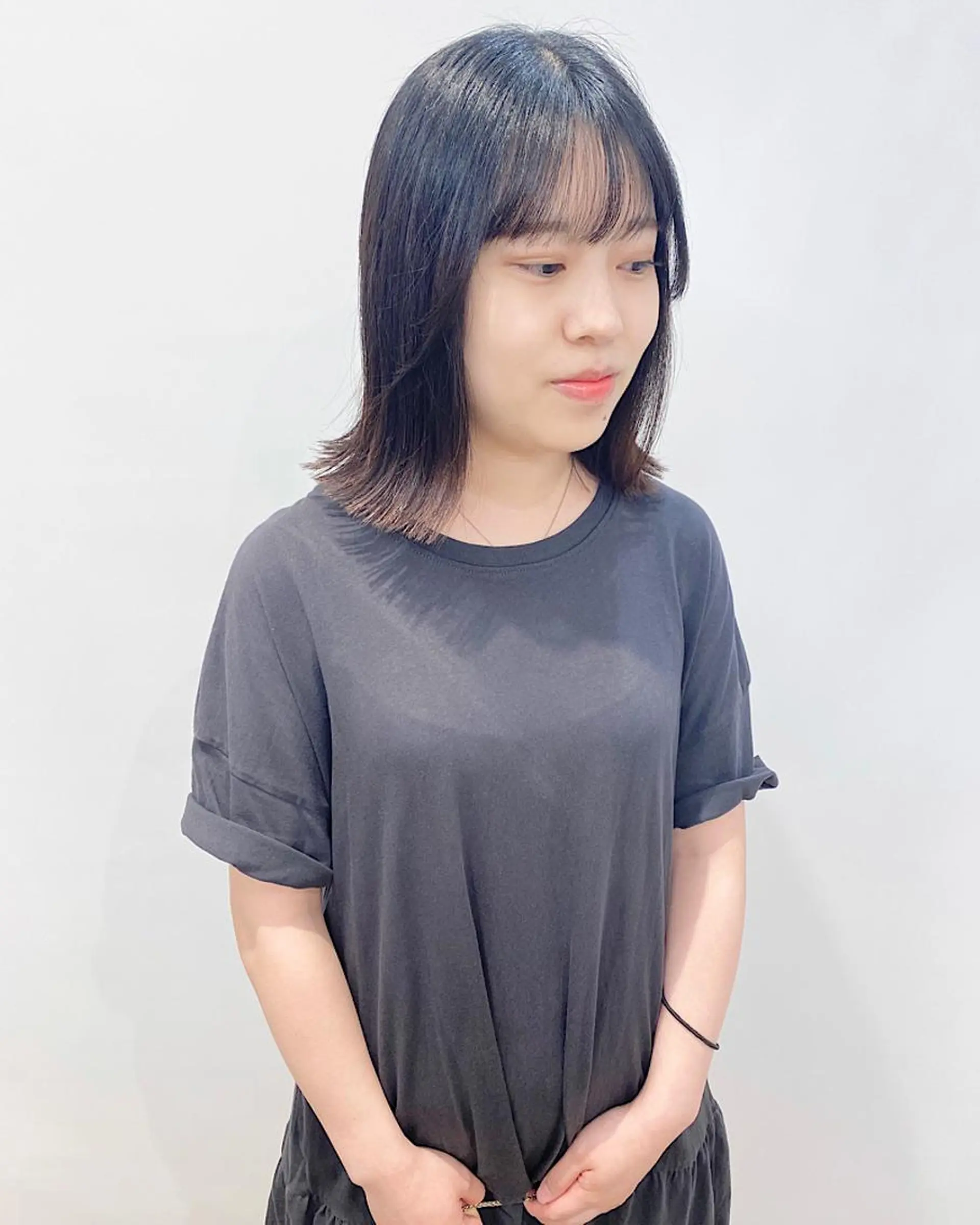 セミロング ボブ 切りっぱなしロブ 石山 /切りっぱなしボブのヘアスタイル