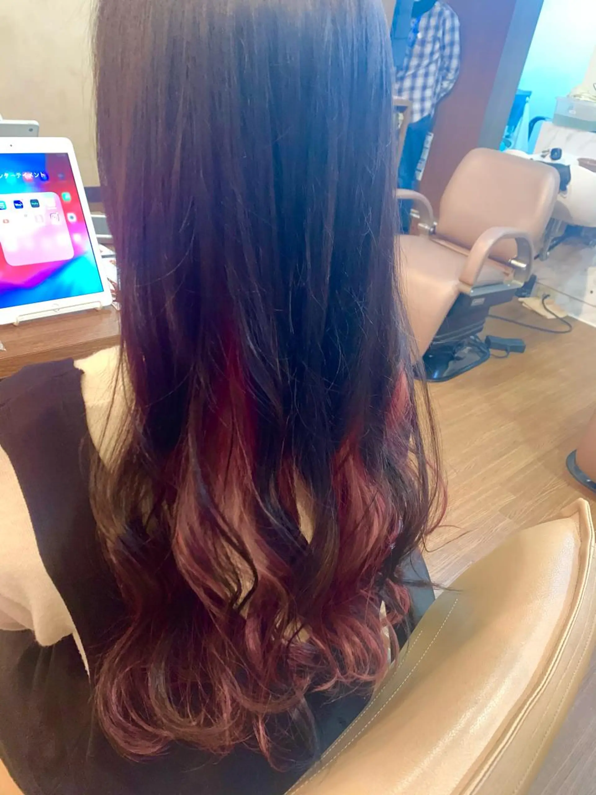 ロング カラー coupe ciseauxのヘアスタイル