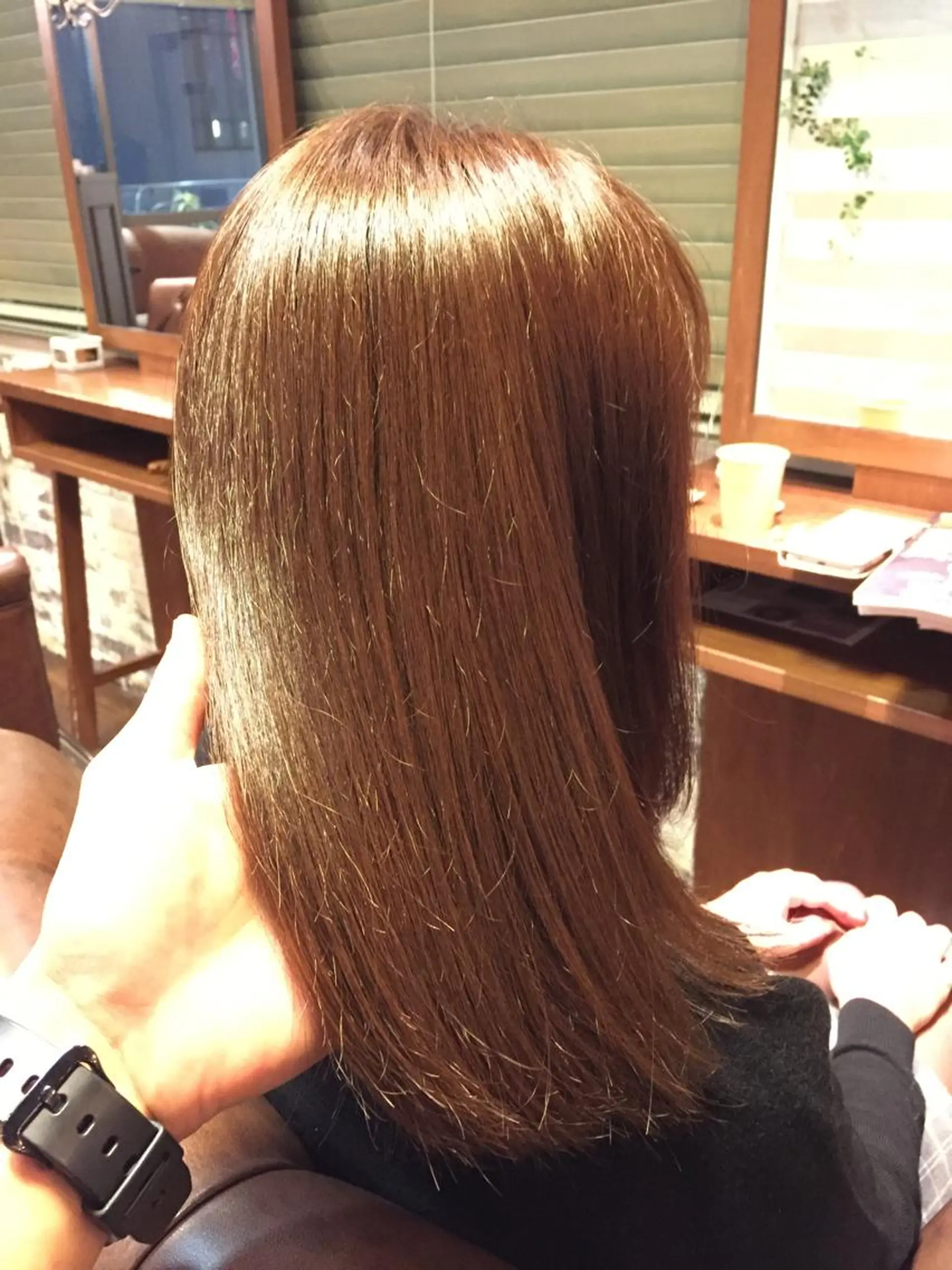 セミロング カラー ヘアアレンジ BonD hairのヘアスタイル