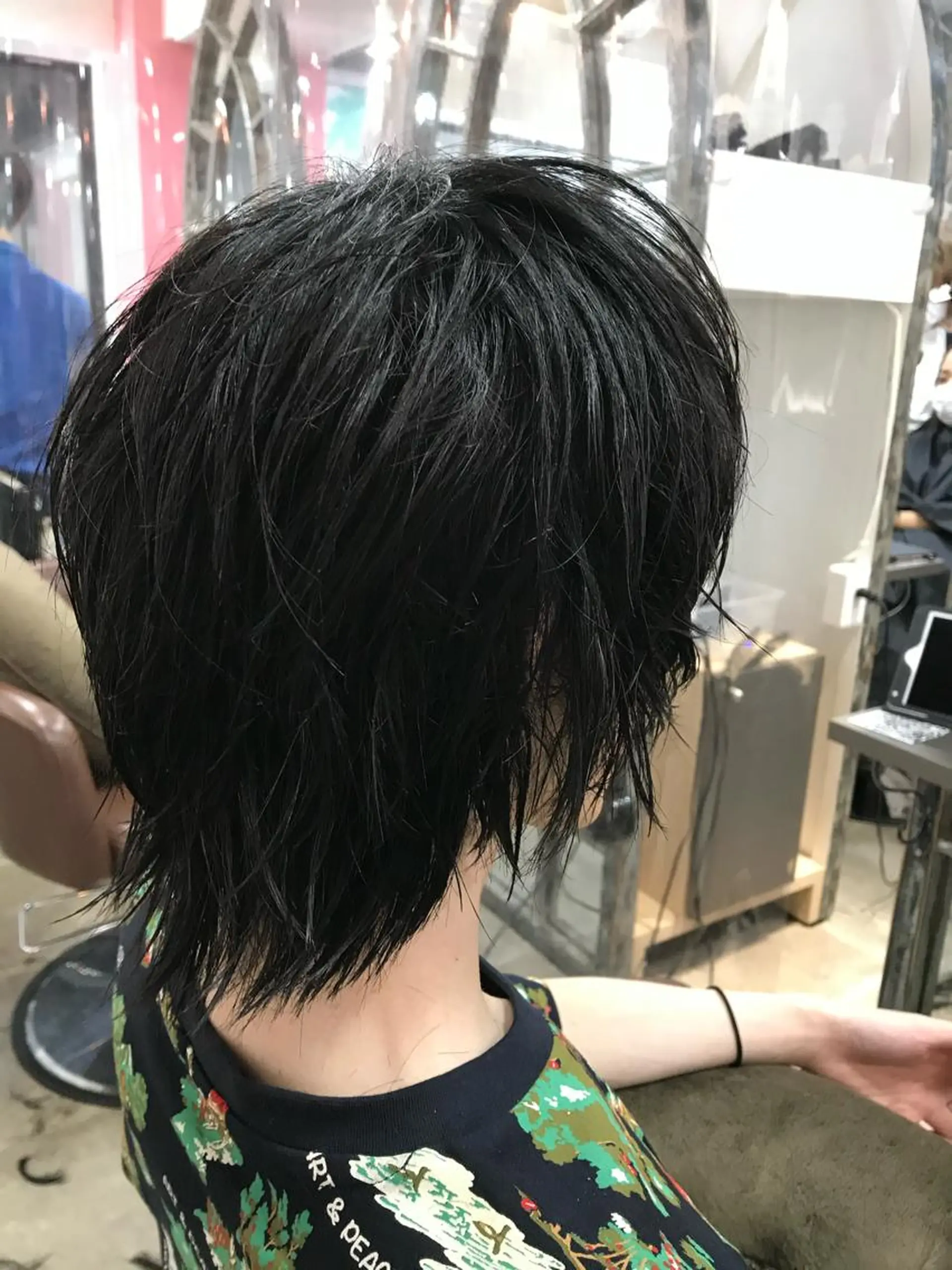 メンズ ヘアカラー ヲタク美容師 店長　上原のヘアスタイル