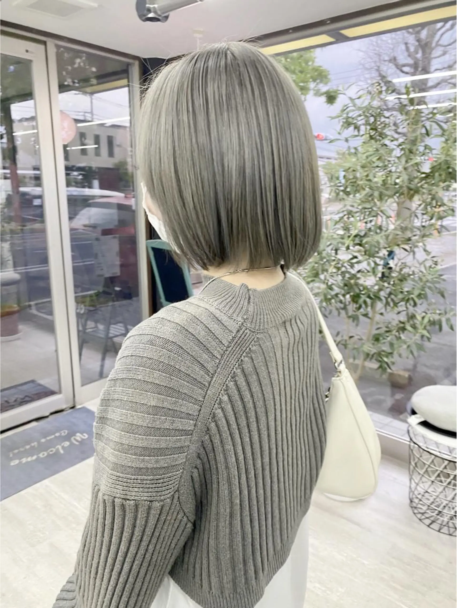 カラー ブリーチ 【BIBBIDI】 MIKIのヘアスタイル