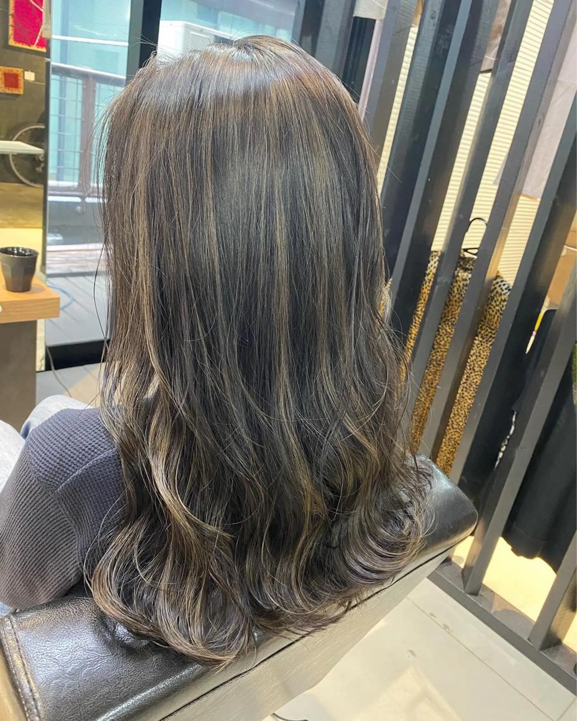 ロング カラー ヘアアレンジ メンズ キッズ ネイル マツエク・マツパ 透明感カラー🤎 ゆりのヘアスタイル