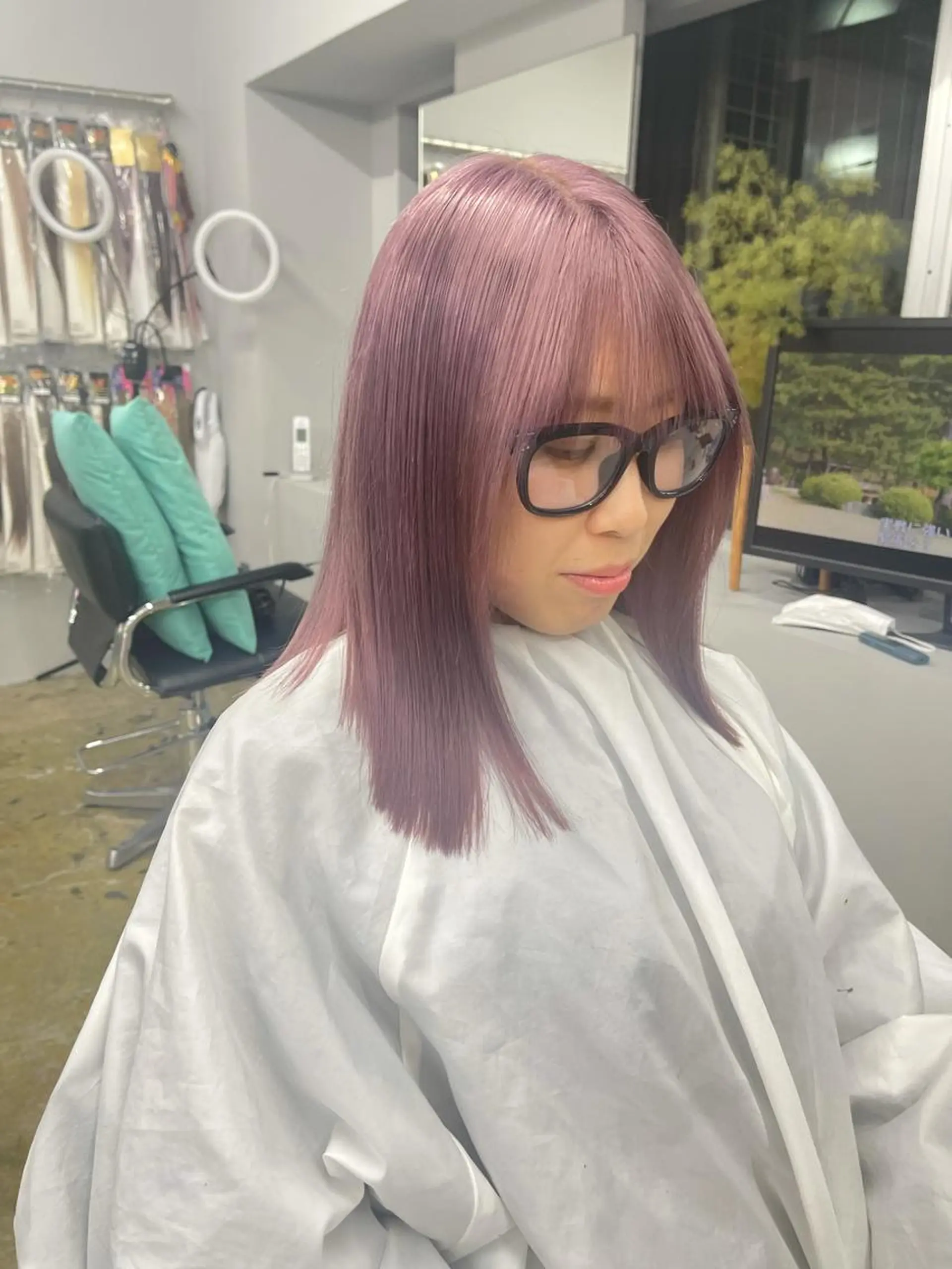 ミディアム パープルカラー RU NAのヘアスタイル