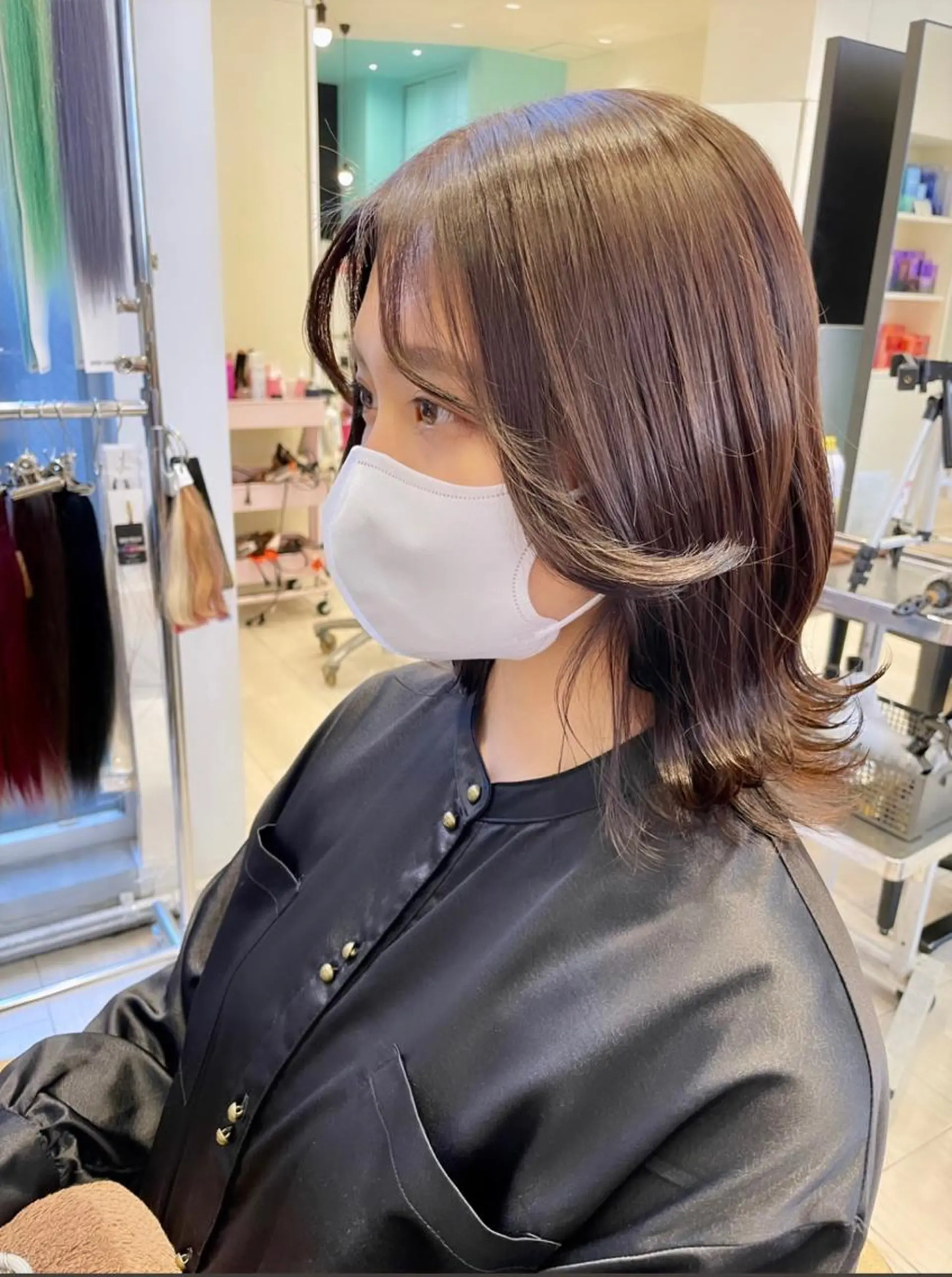 ミディアム レイヤーカット 韓国風ハッシュカット 似合わせレイヤー池袋のヘアスタイル