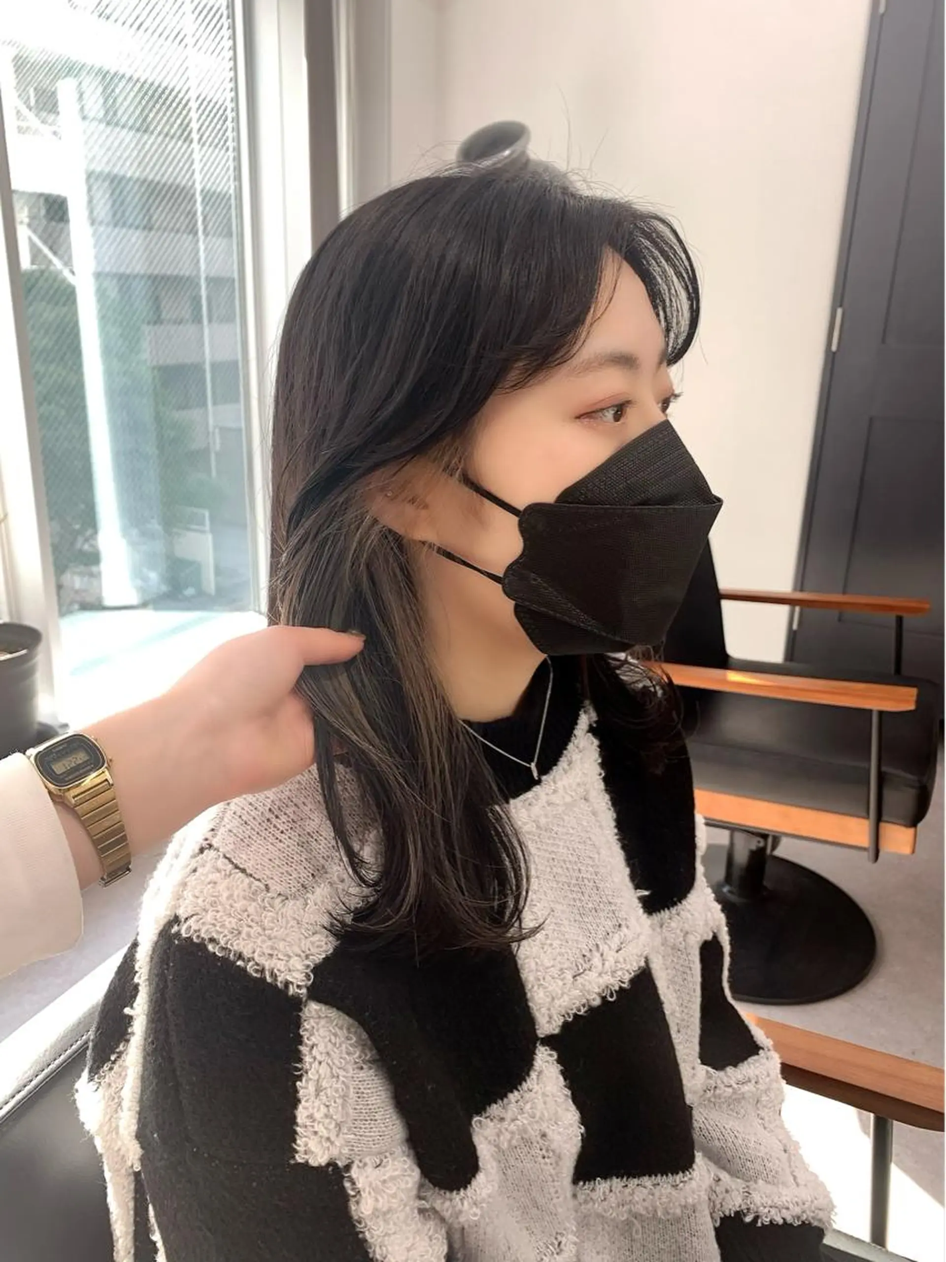 ミディアム カラー パーマ ヘアアレンジ メンズ キッズ ネイル マツエク・マツパ アイブロウ カット 縮毛矯正 レイヤーカット 🌿透け感カラーのヘアスタイル