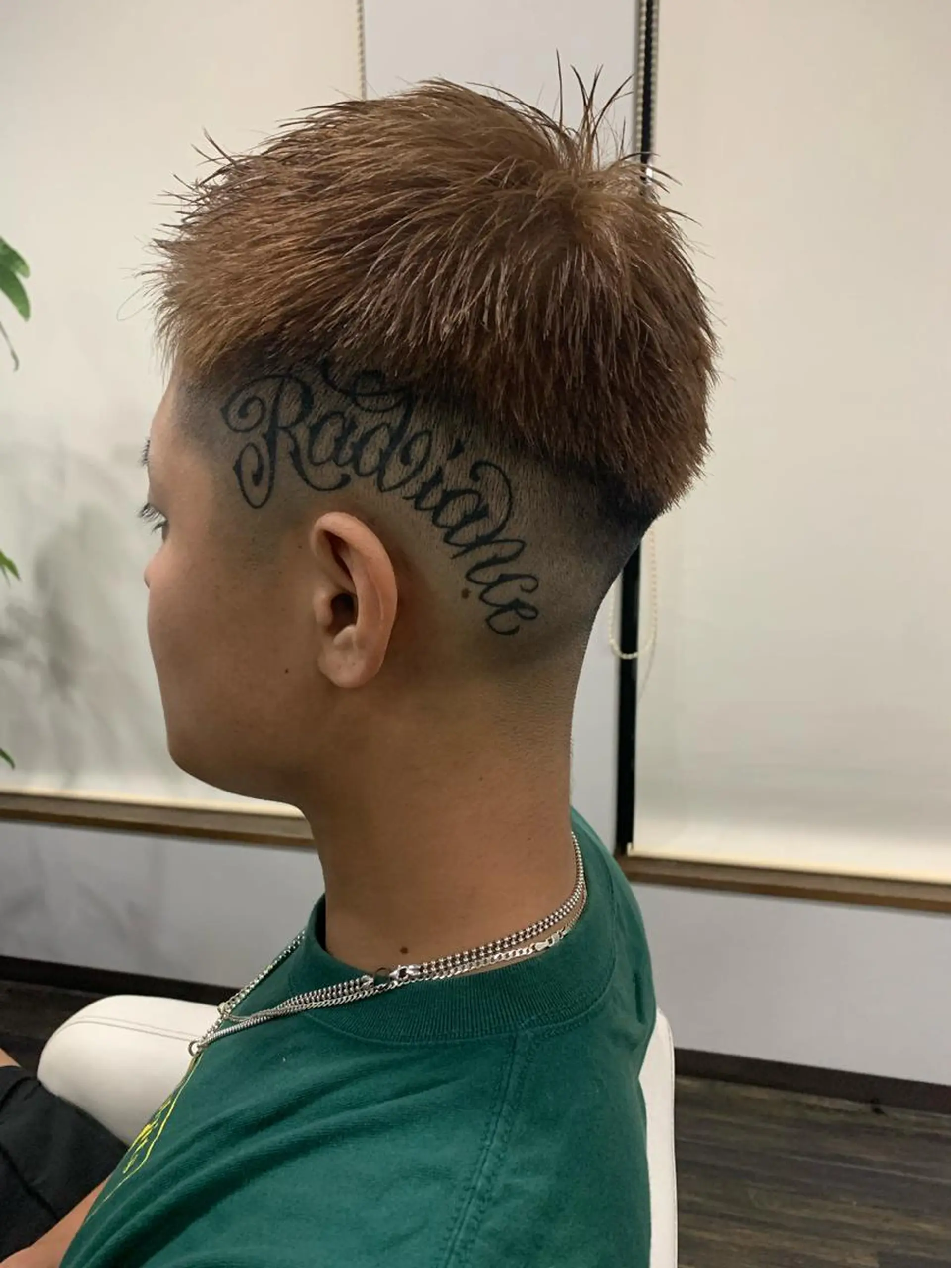 ショート 石井 琉星のヘアスタイル