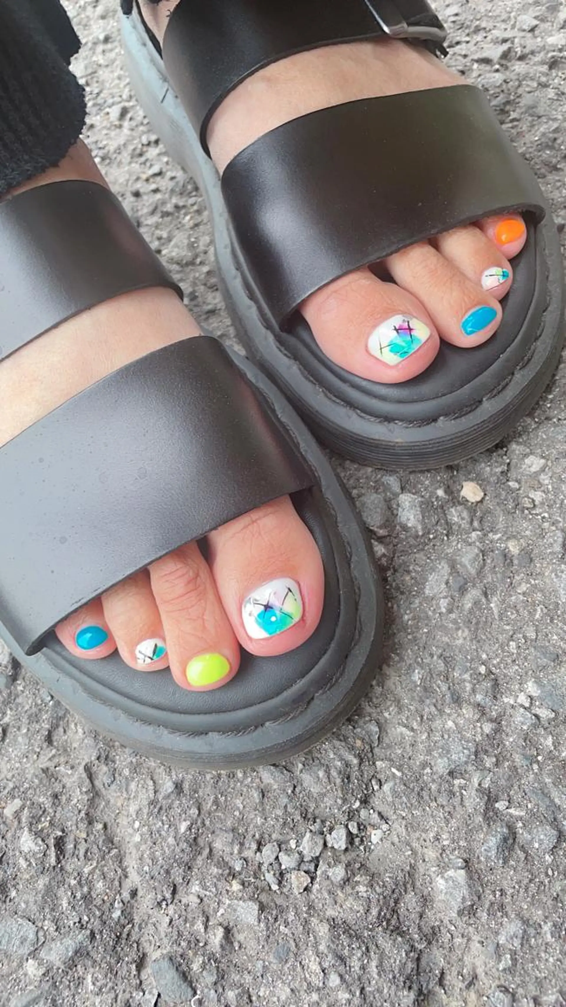 ネイル フットネイル Likkle More【リコモ】のネイルデザイン