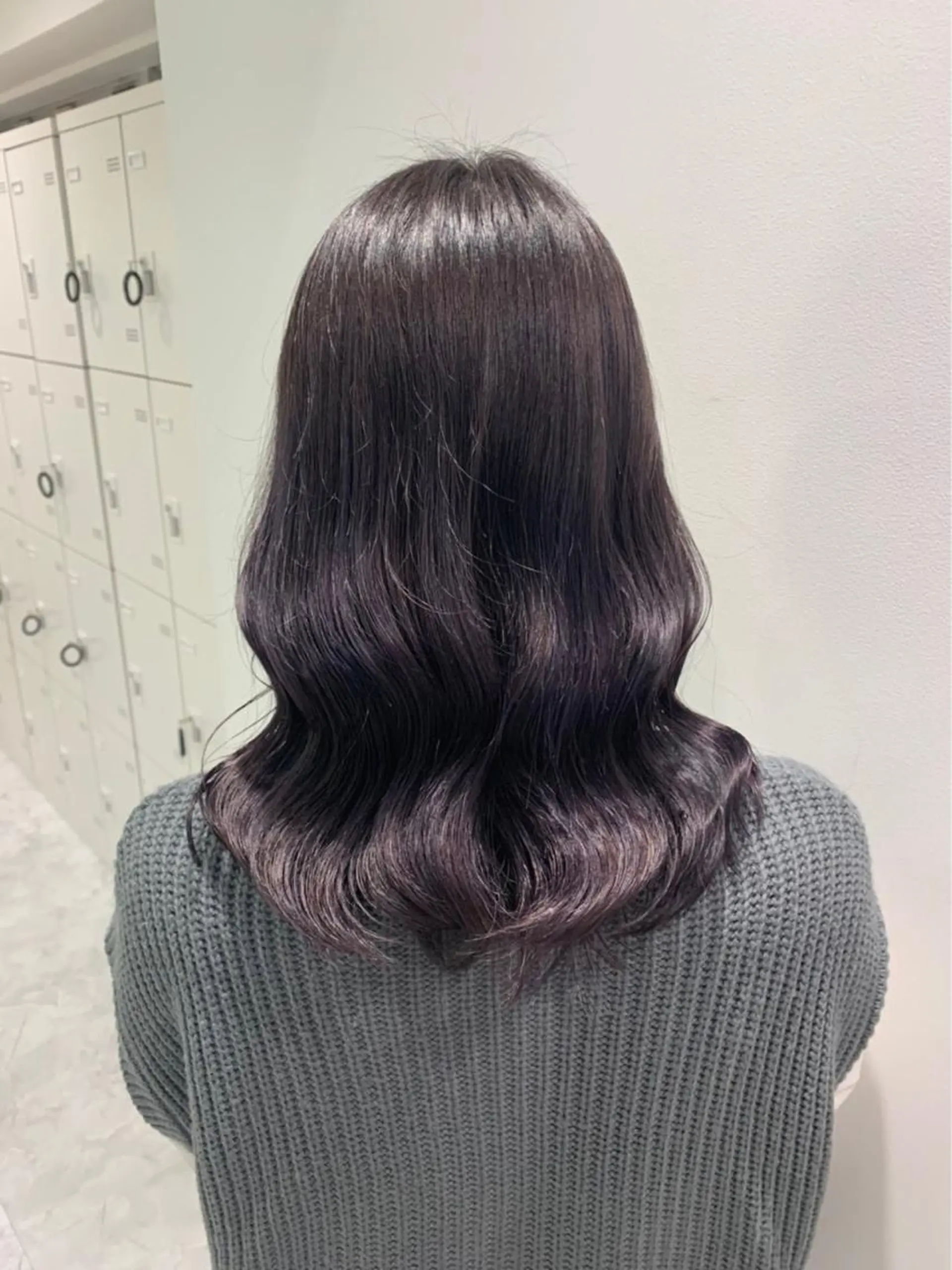 セミロング カラー パーマ ヘアアレンジ メンズ キッズ ネイル マツエク・マツパ グレージュ ラベンダーカラー ラベンダーグレージュ ラベンダーグレー 💖横浜ブリーチなし 💖MIHOのヘアスタイル