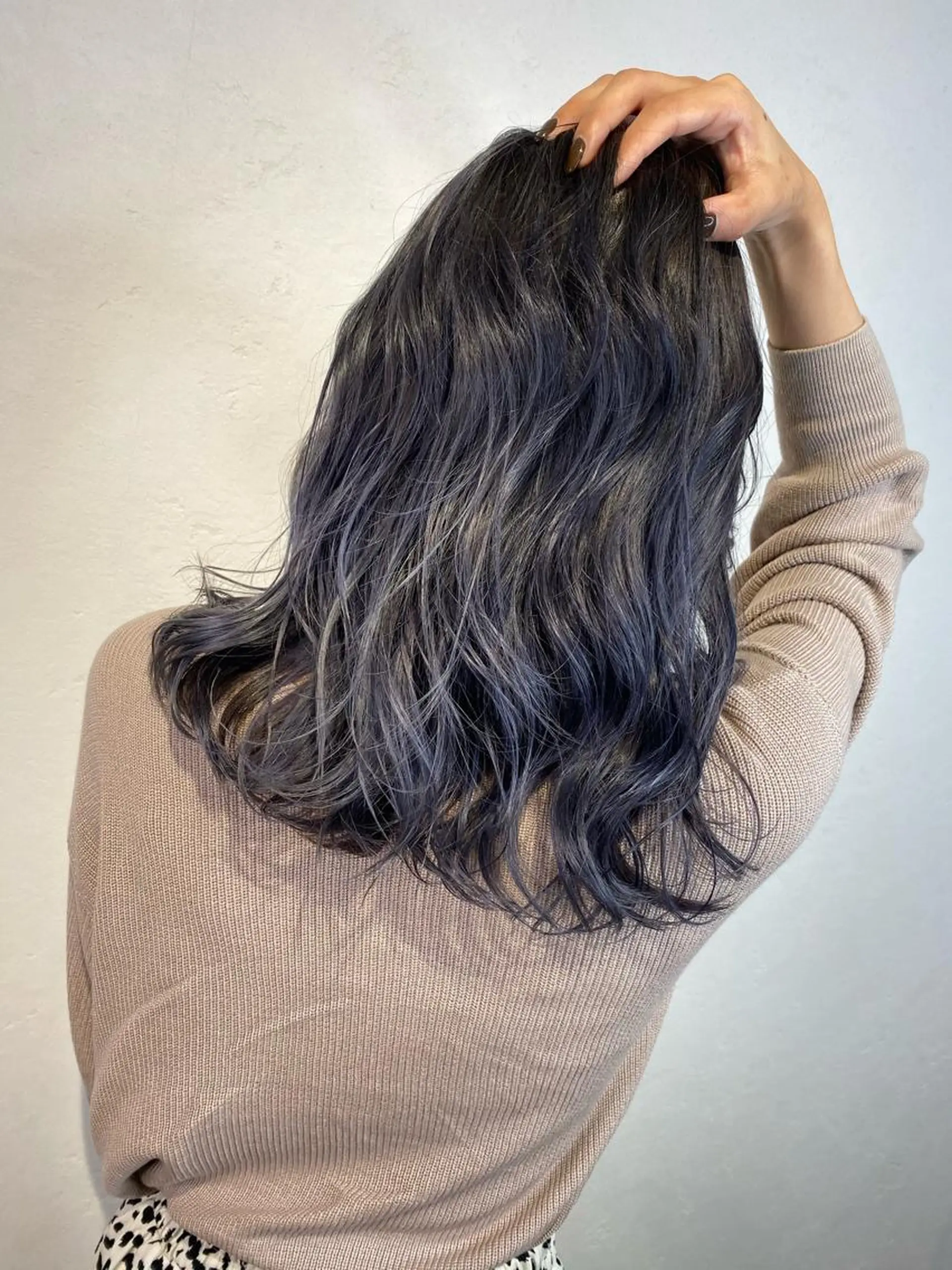 ミディアム パープルカラー _WHITE 天神店のヘアスタイル