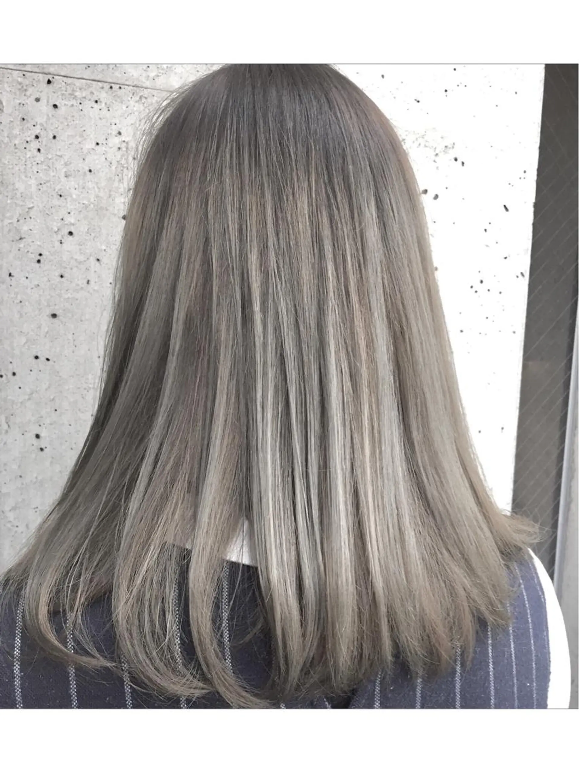 ショート ミディアム セミロング ロング カラー パーマ ヘアアレンジ メンズ キッズ ネイル マツエク・マツパ アッシュ 外国人風カラー 韓国風×透明感カラー 髪質改善オタベシンヤのヘアスタイル