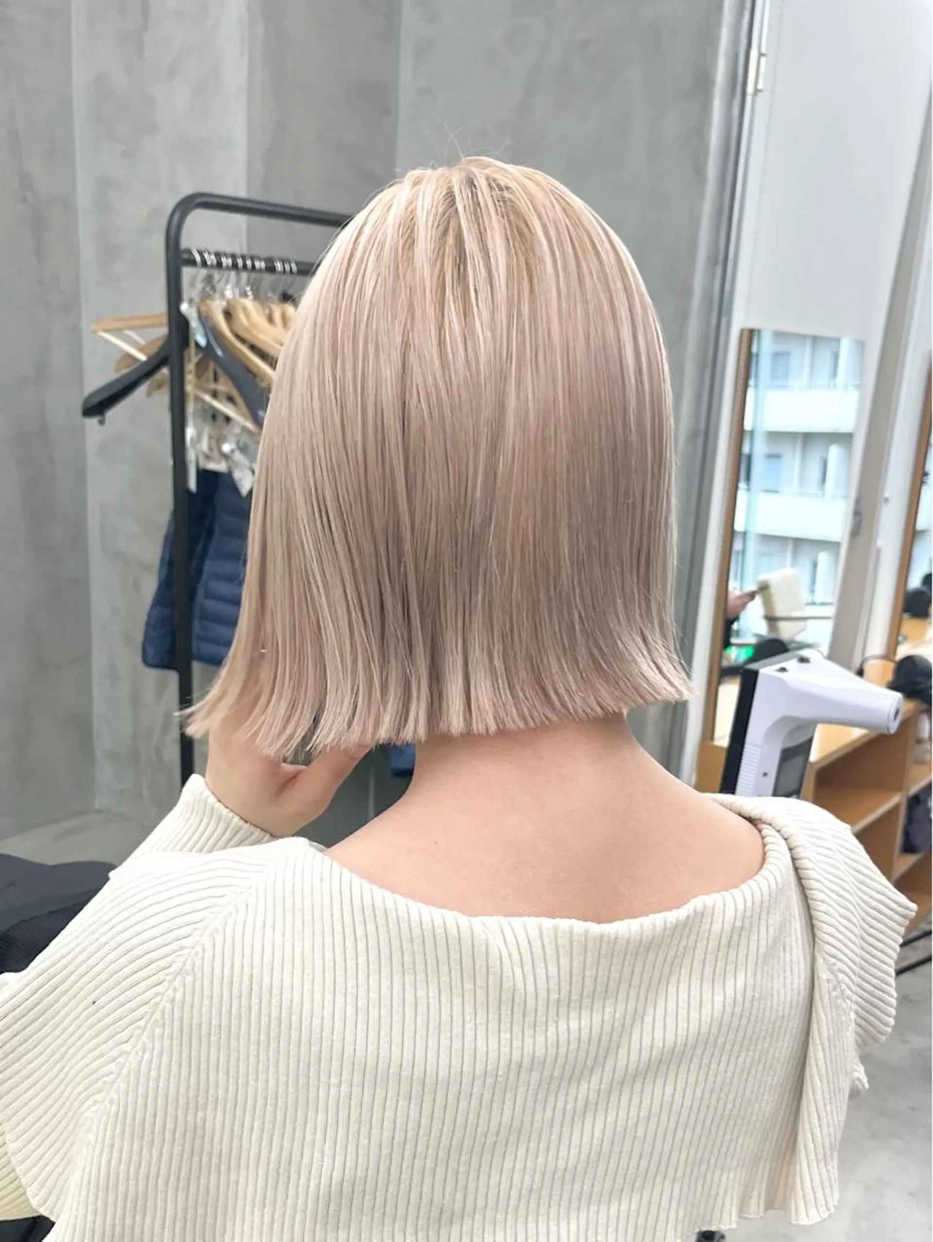 ショート カラー カット 🌿似合わせ透明感 カラー松本朋幸🌿のヘアスタイル