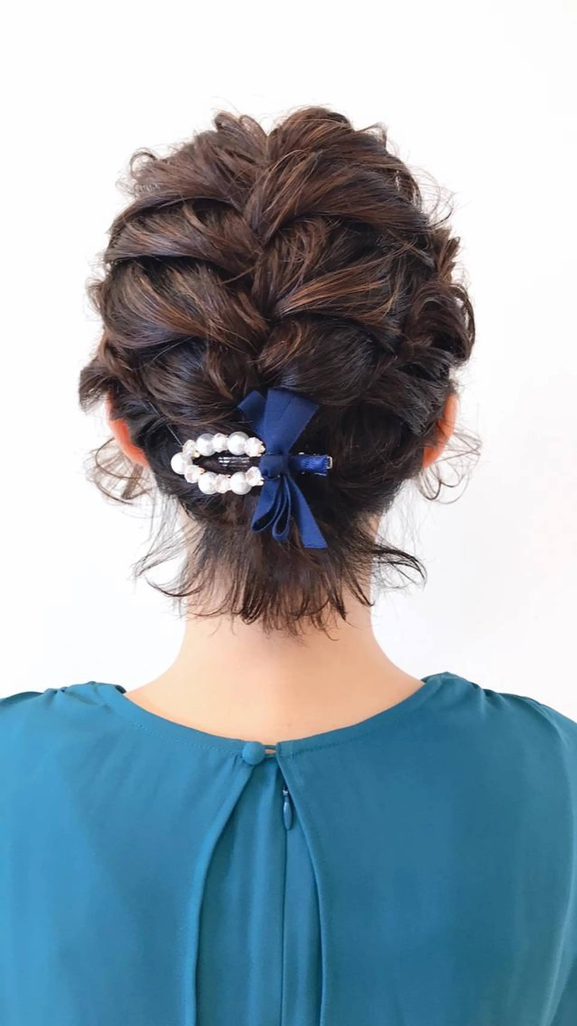 ショート ヘアアレンジ ショートヘア ヘアセット 高橋恵🌈生え癖改善 ウルフ/レイヤーのヘアスタイル