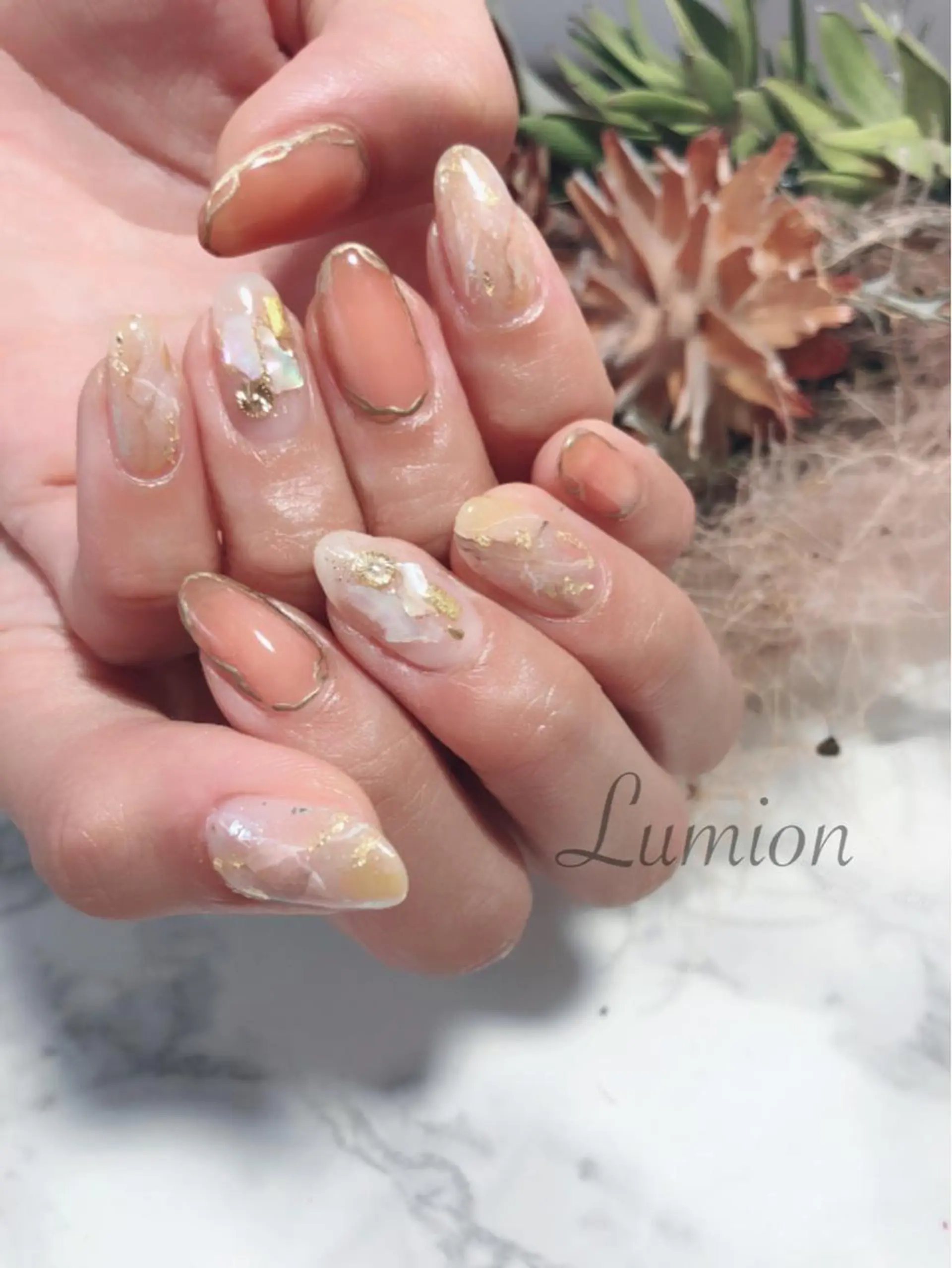 ネイル ニュアンスネイル オレンジ ハンドネイル nailroom Lumionのネイルデザイン