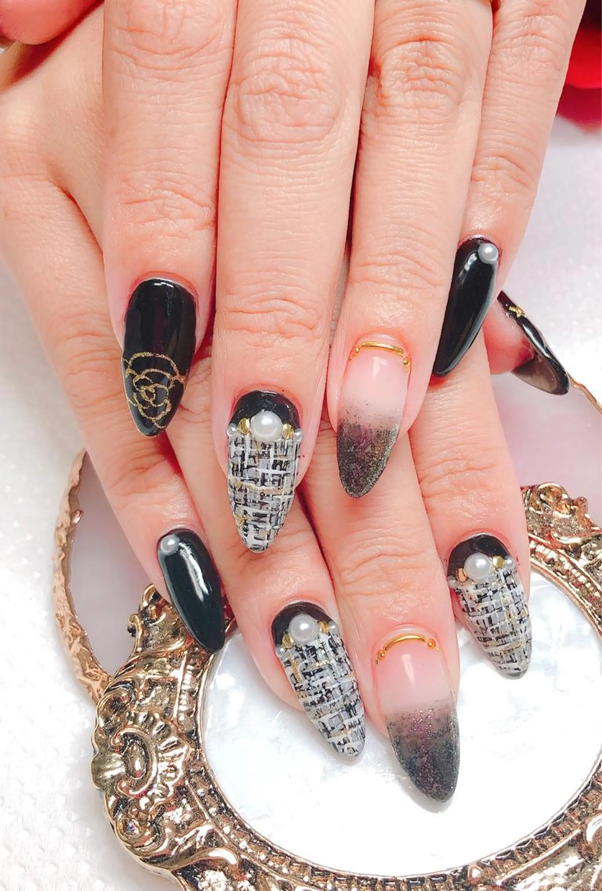 ネイル アートネイル 持ち込み スカルプネイル CROWN プライベートサロンのネイルデザイン