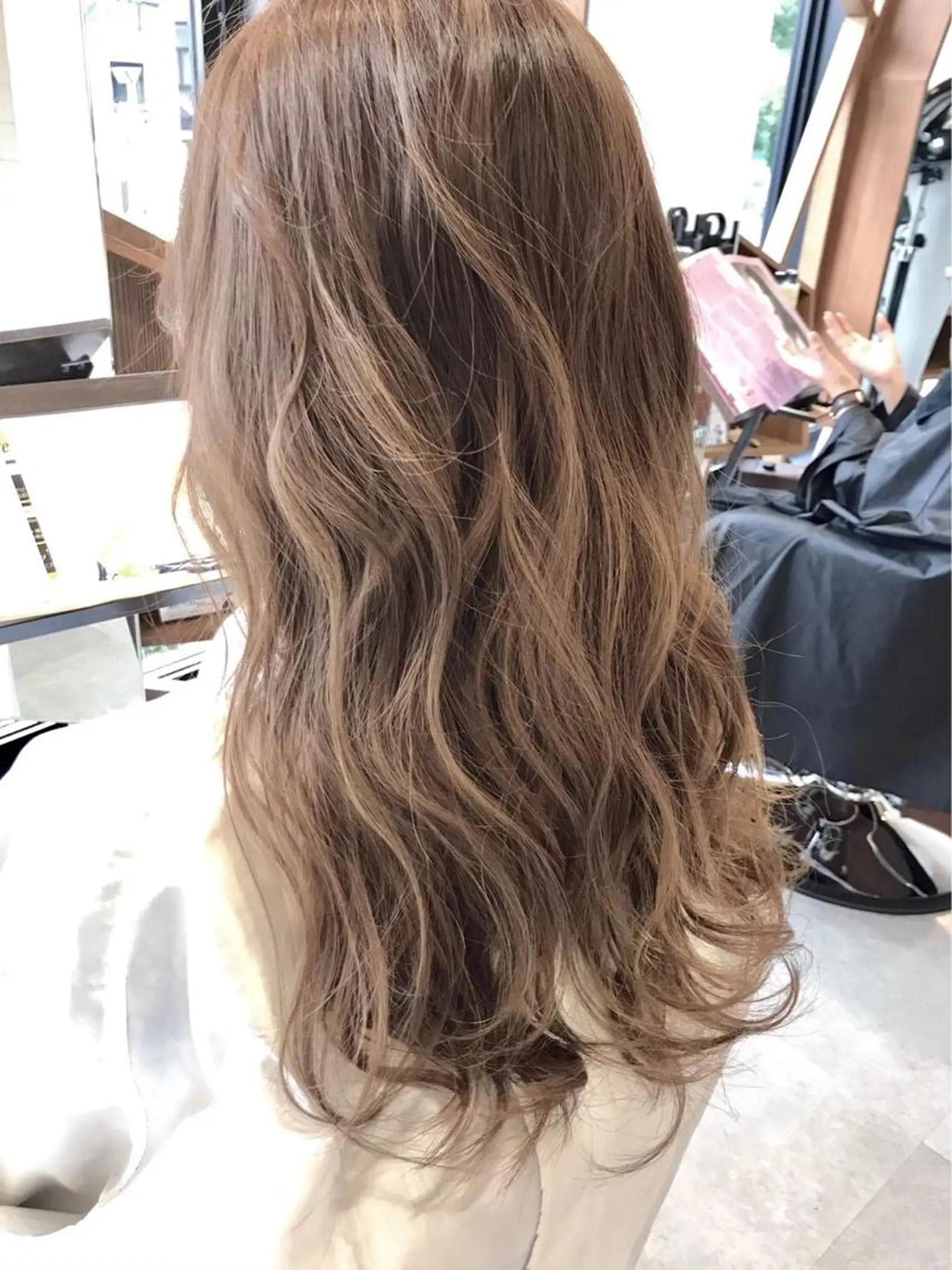 ロング カラー 新店舗ORO塚口店 駅から徒歩4分🚶のヘアスタイル