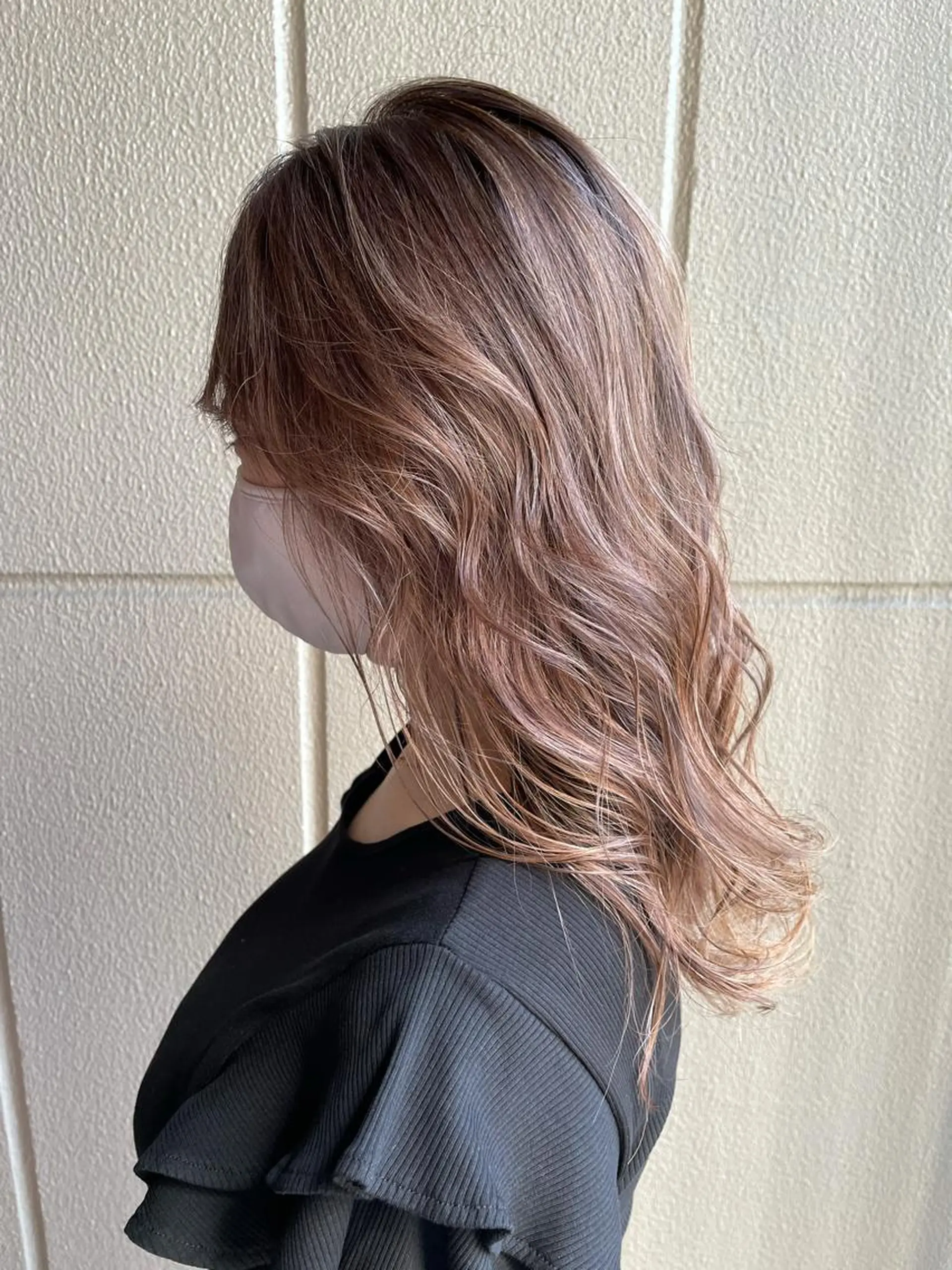 ロング 🐬脱白髪染めカラー 清水大世🐬のヘアスタイル