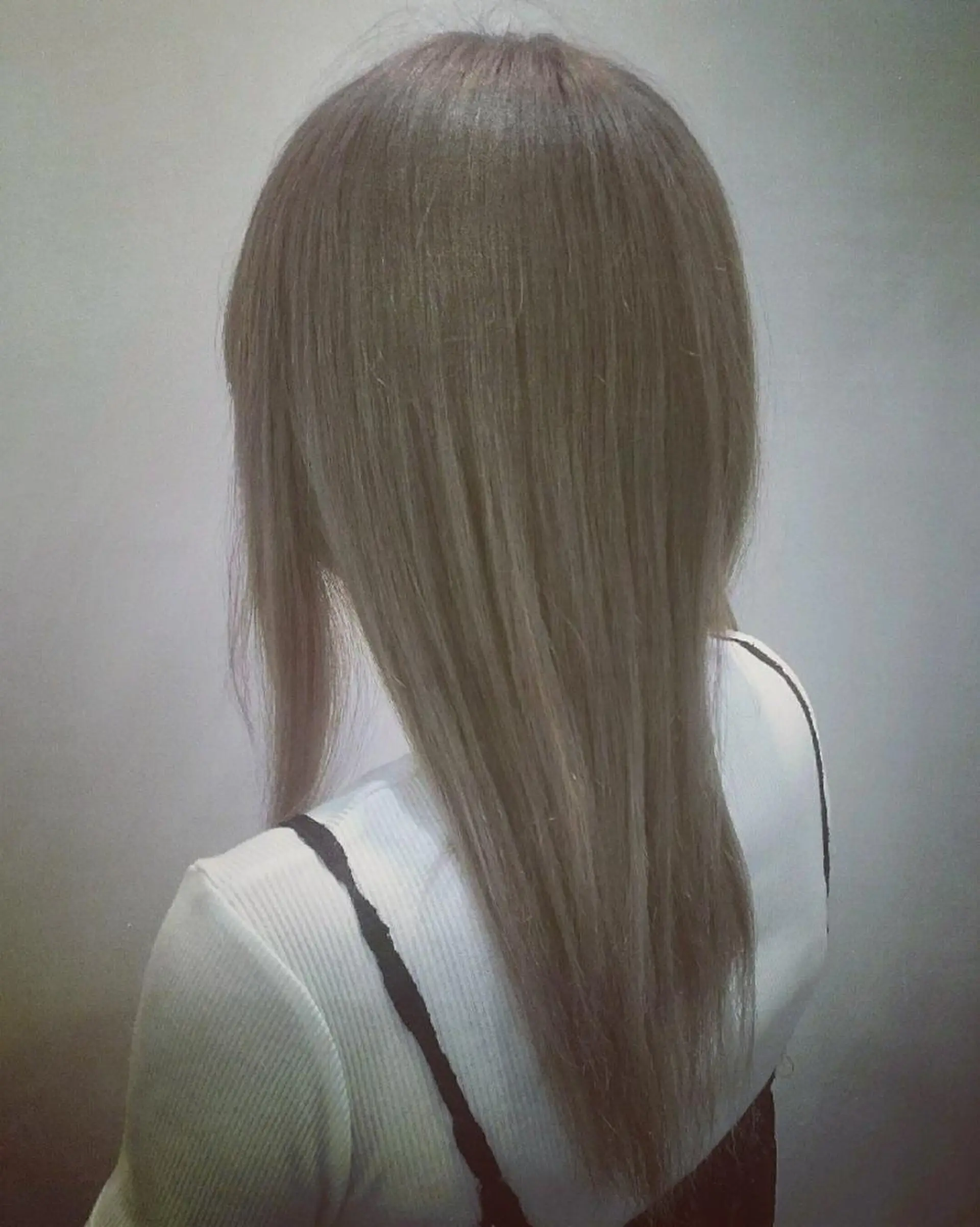 ロング カラー ダブルカラー グレージュ Add9 柳田健登のヘアスタイル