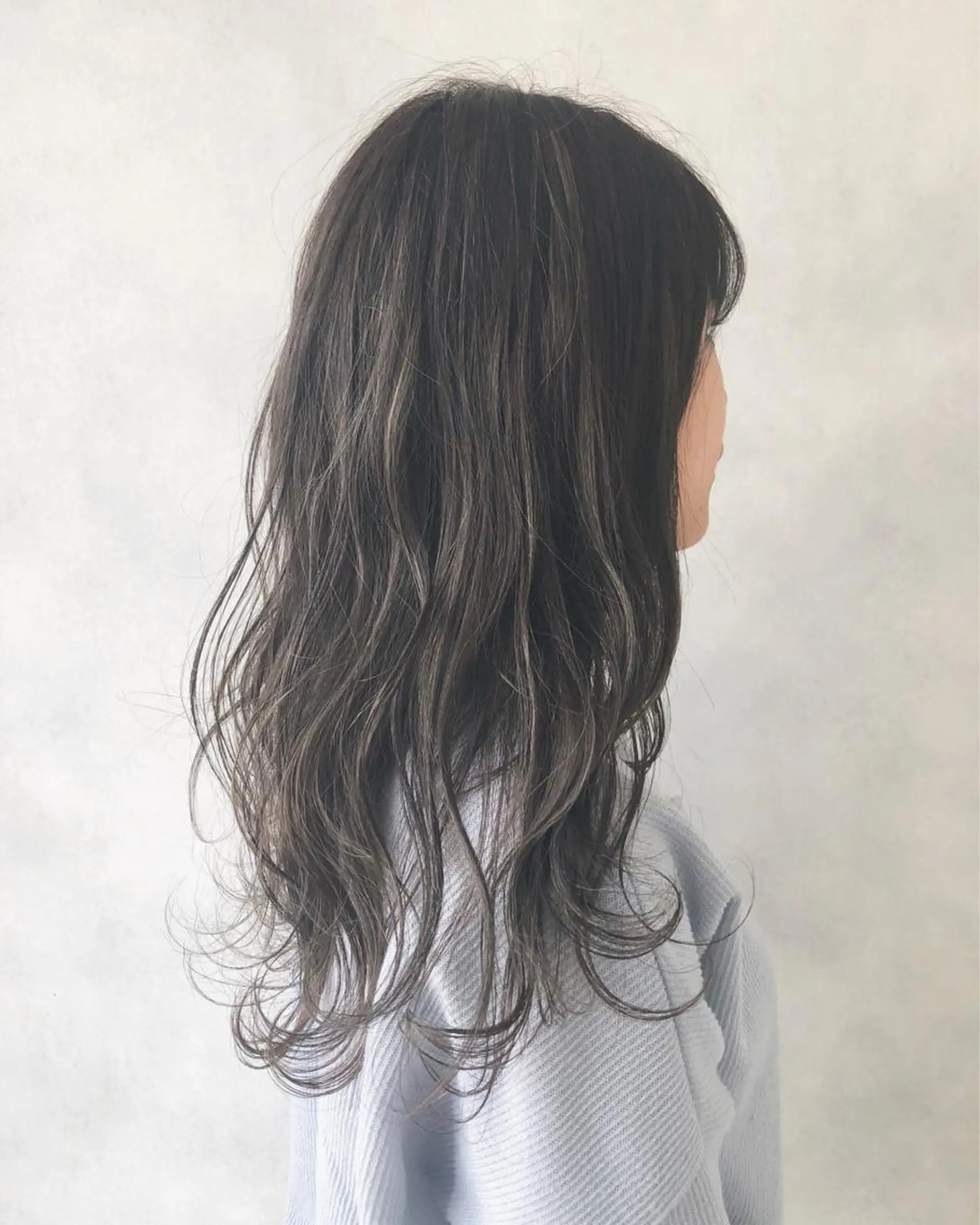 セミロング 外国人風カラー ハイライト ヘアカラー トリートメント 小澤大輔 YOLO hairのヘアスタイル