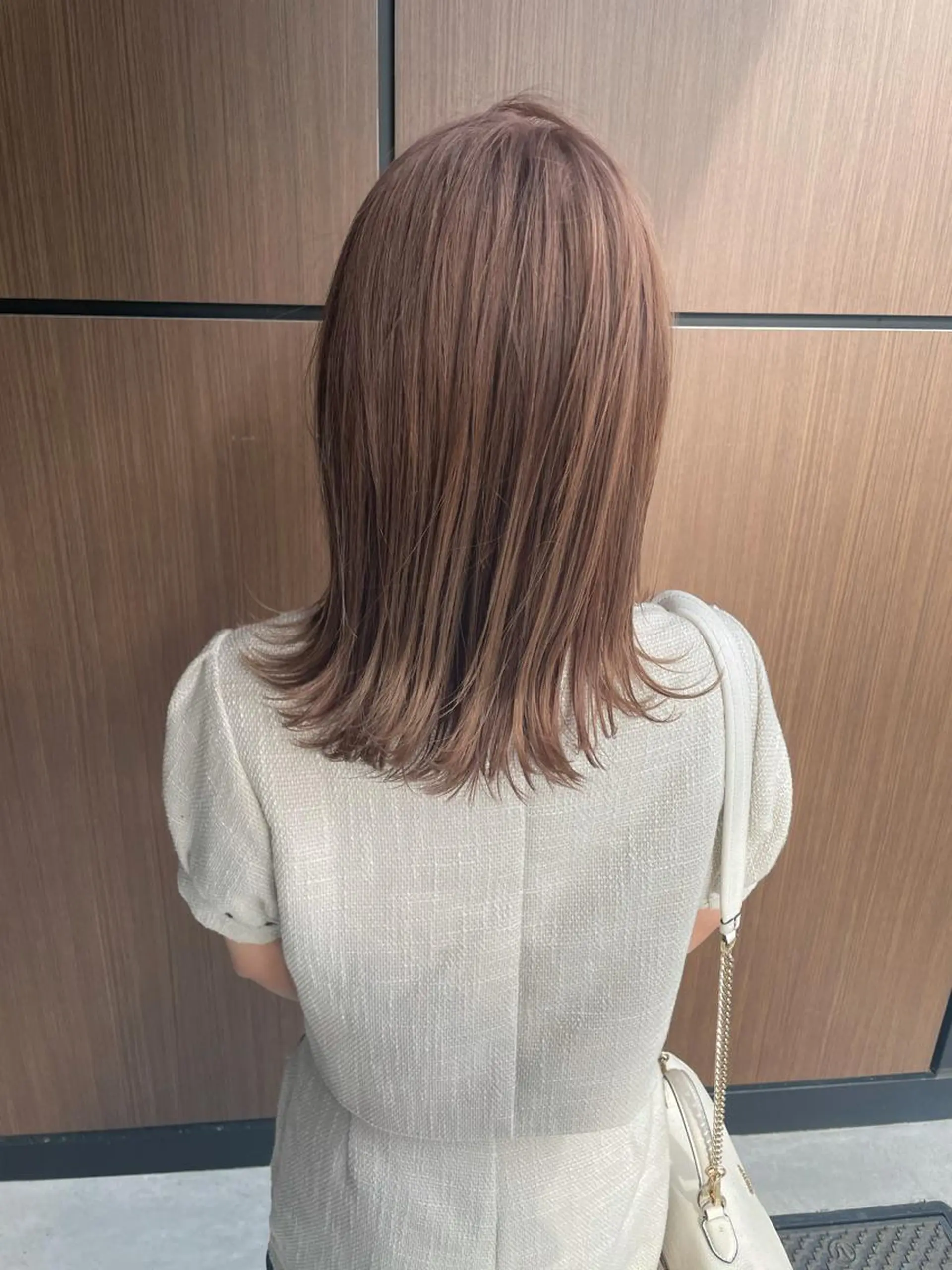 ミディアム 久保田 千尋のヘアスタイル