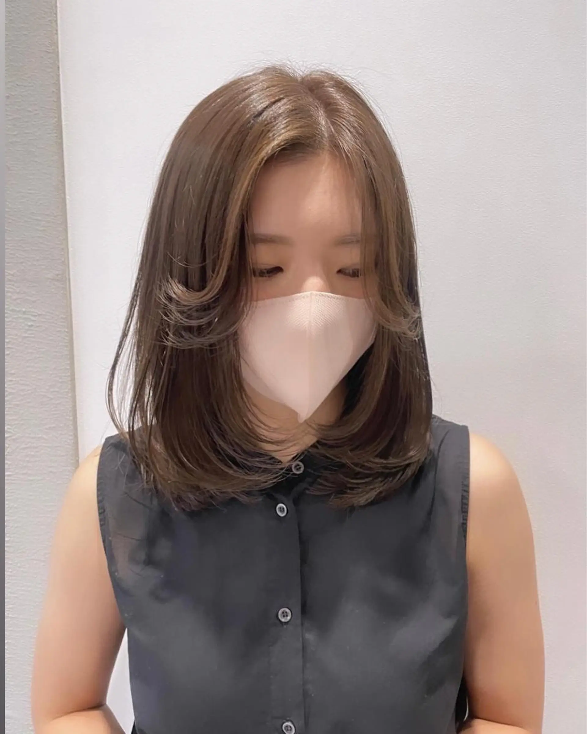 ミディアム カット ヘアカラー トリートメント 銀座／レイヤーカット 🤍内野すみれのヘアスタイル