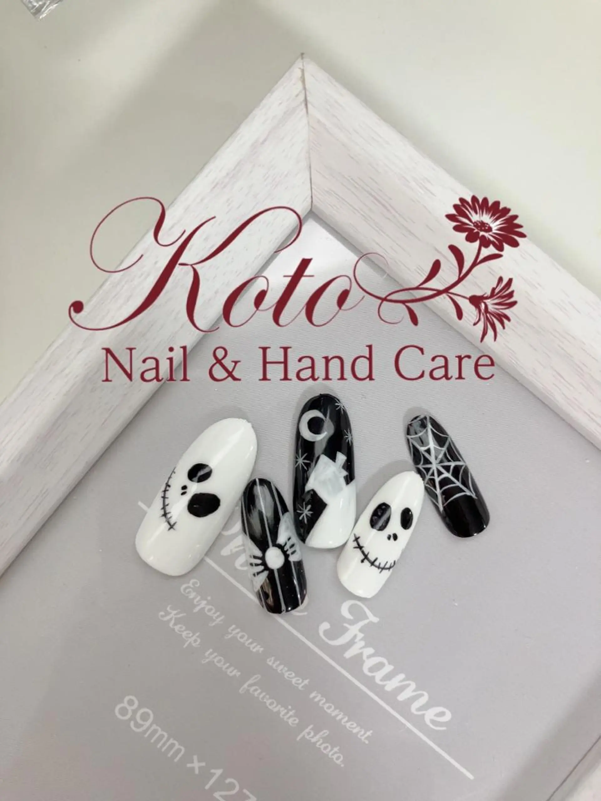 ネイル フットネイル フレンチネイル ジェルネイル ハロウィン ラメ(グリッター) Risa ネイルサロンKOTOのネイルデザイン