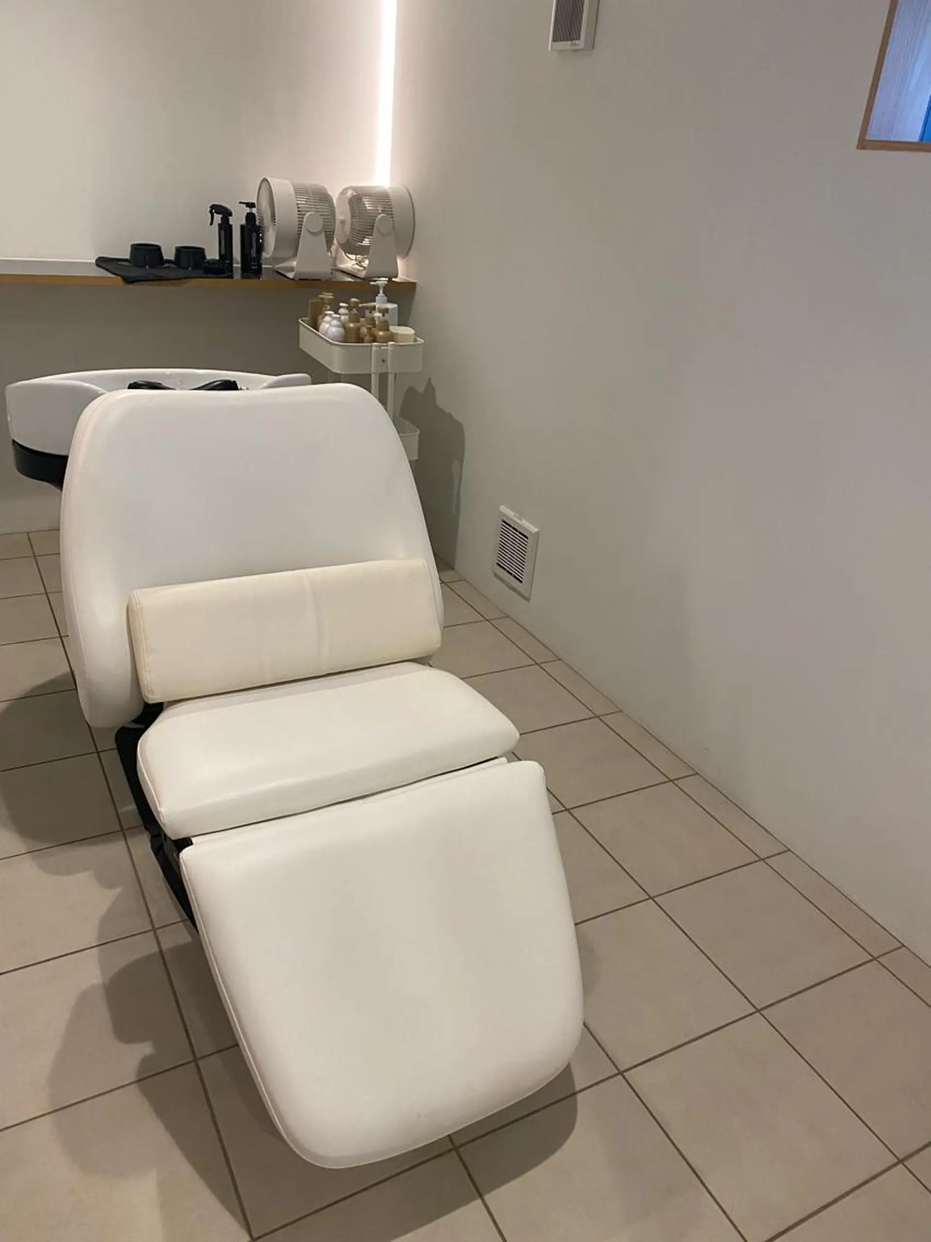 ヘッドスパ wakana / くびれカットのヘアスタイル