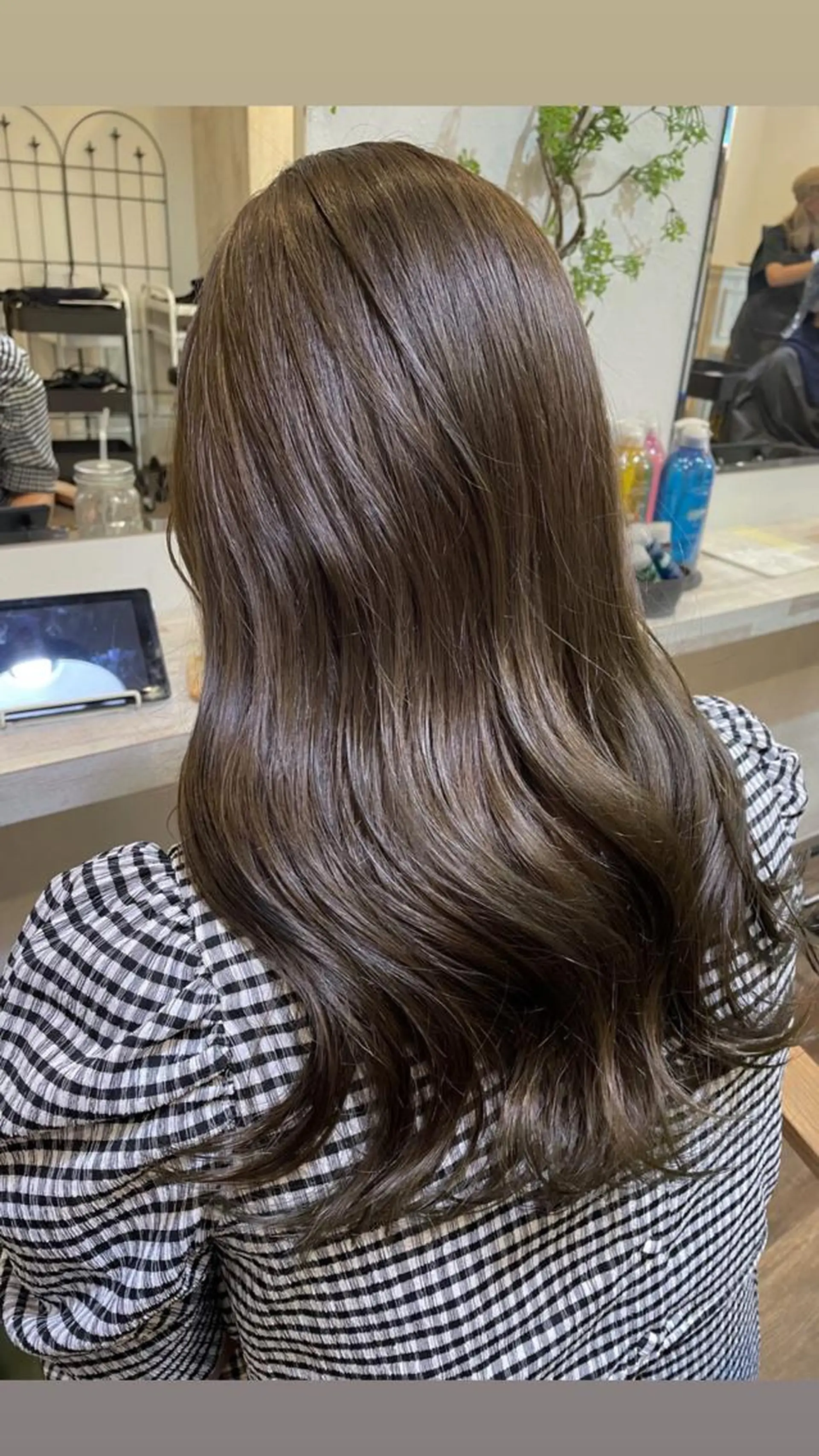 ロング カラー ブリーチ グレージュ ブリーチなしカラー オリーブグレージュ オリーブグレー ヘアカラー m ā l o.🌷 サカモトマイコのヘアスタイル