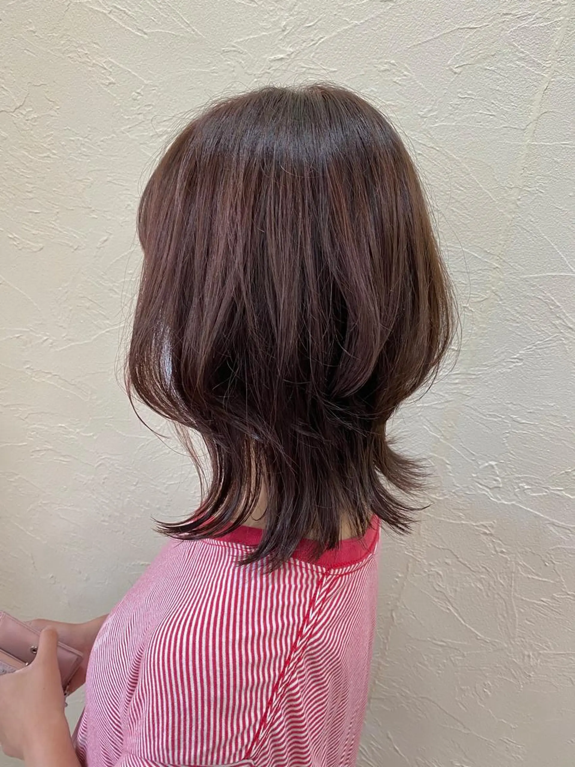 ミディアム カラー ピンクカラー くびれヘア ウルフカット カット ヘアカラー トリートメント ENIF ヤマグチアツコのヘアスタイル