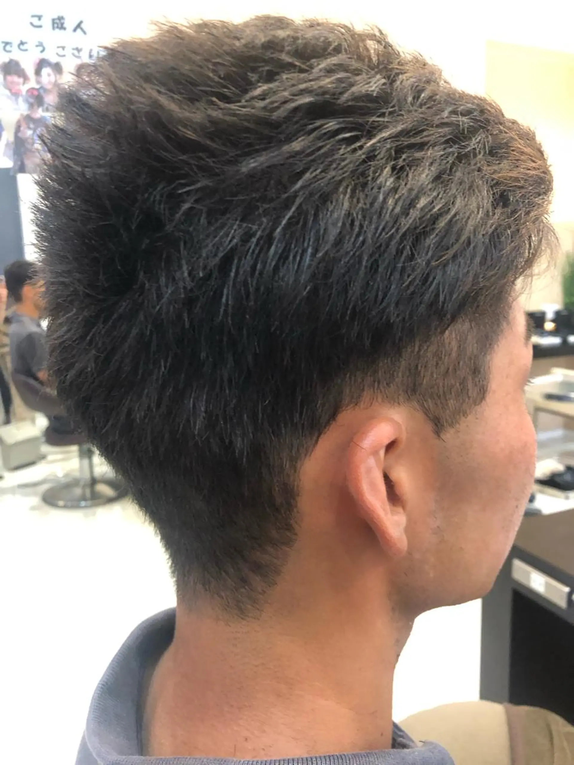 ショート リリー /Men's/パーマのヘアスタイル