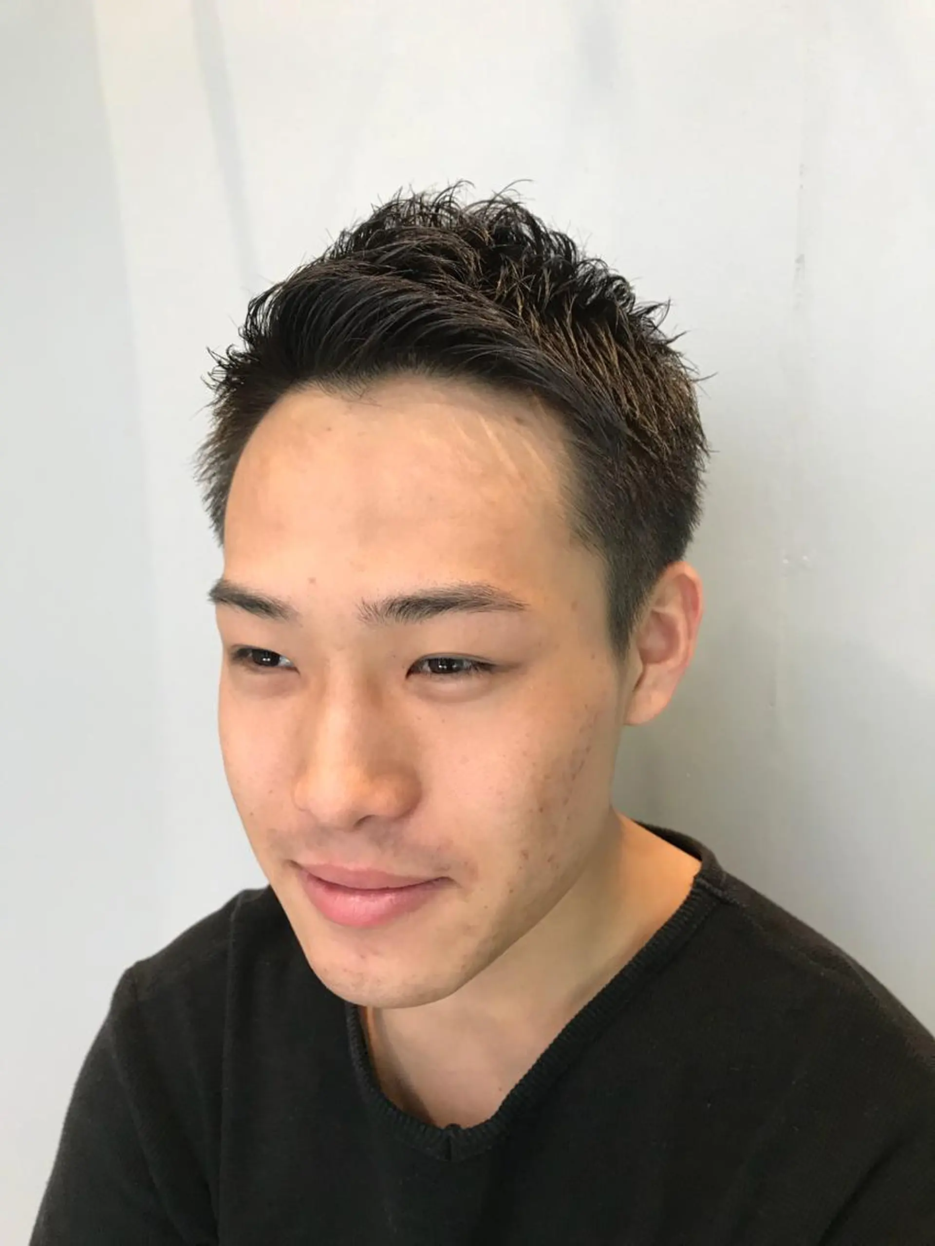 ショート メンズ 山下 亮輔のヘアスタイル