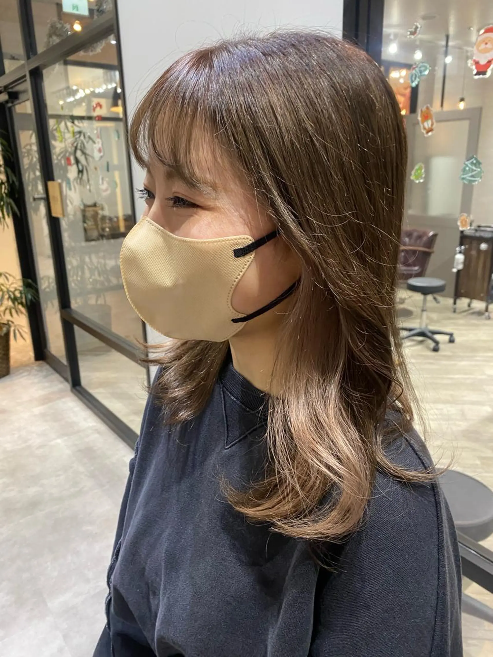 ミディアム カラー ベージュカラー ヘアカラー トリートメント 🍑艶髪✖️暖色系 ✨momoka🍑のヘアスタイル