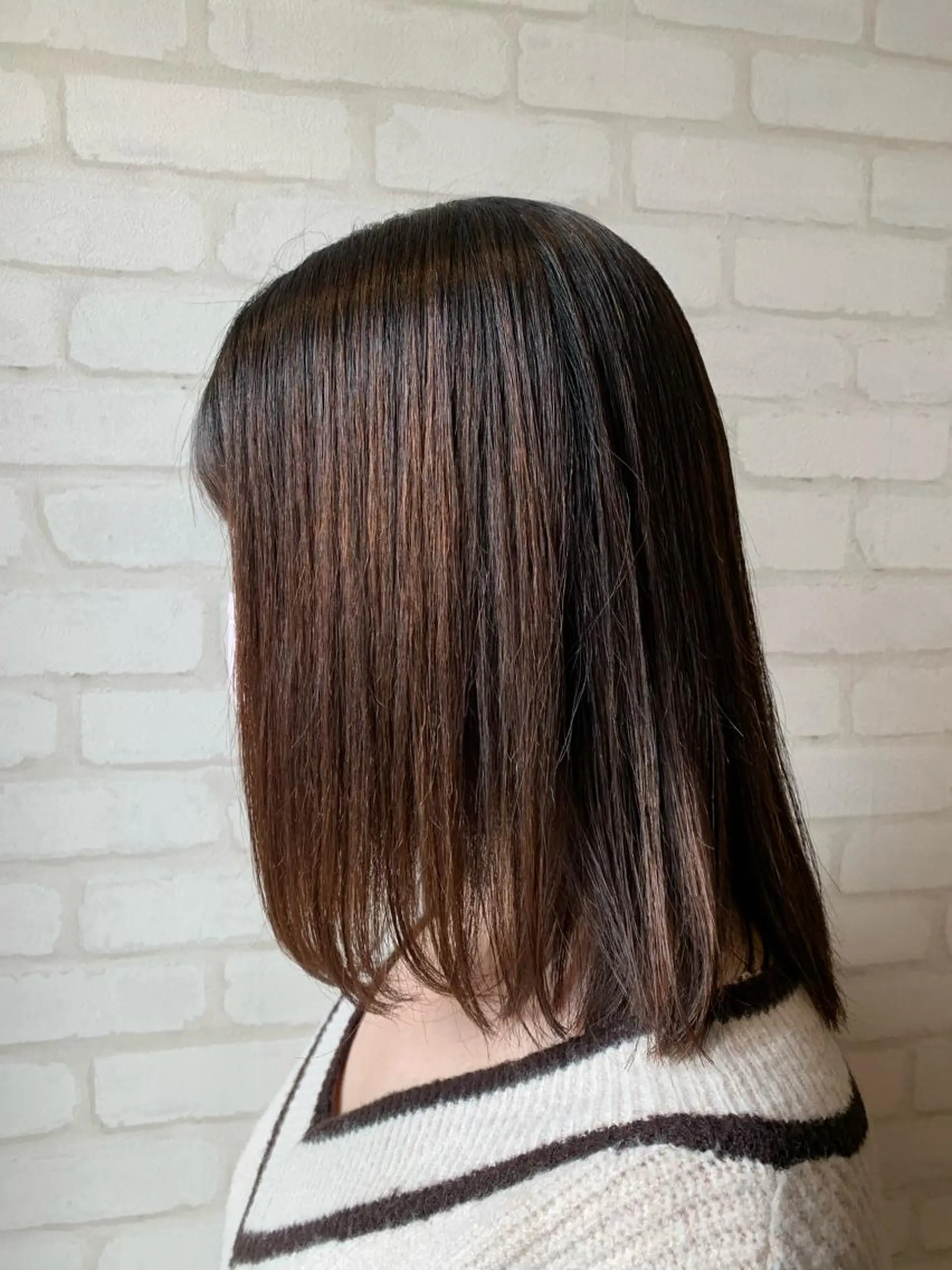 セミロング 縮毛矯正 秋葉 万柚子のヘアスタイル