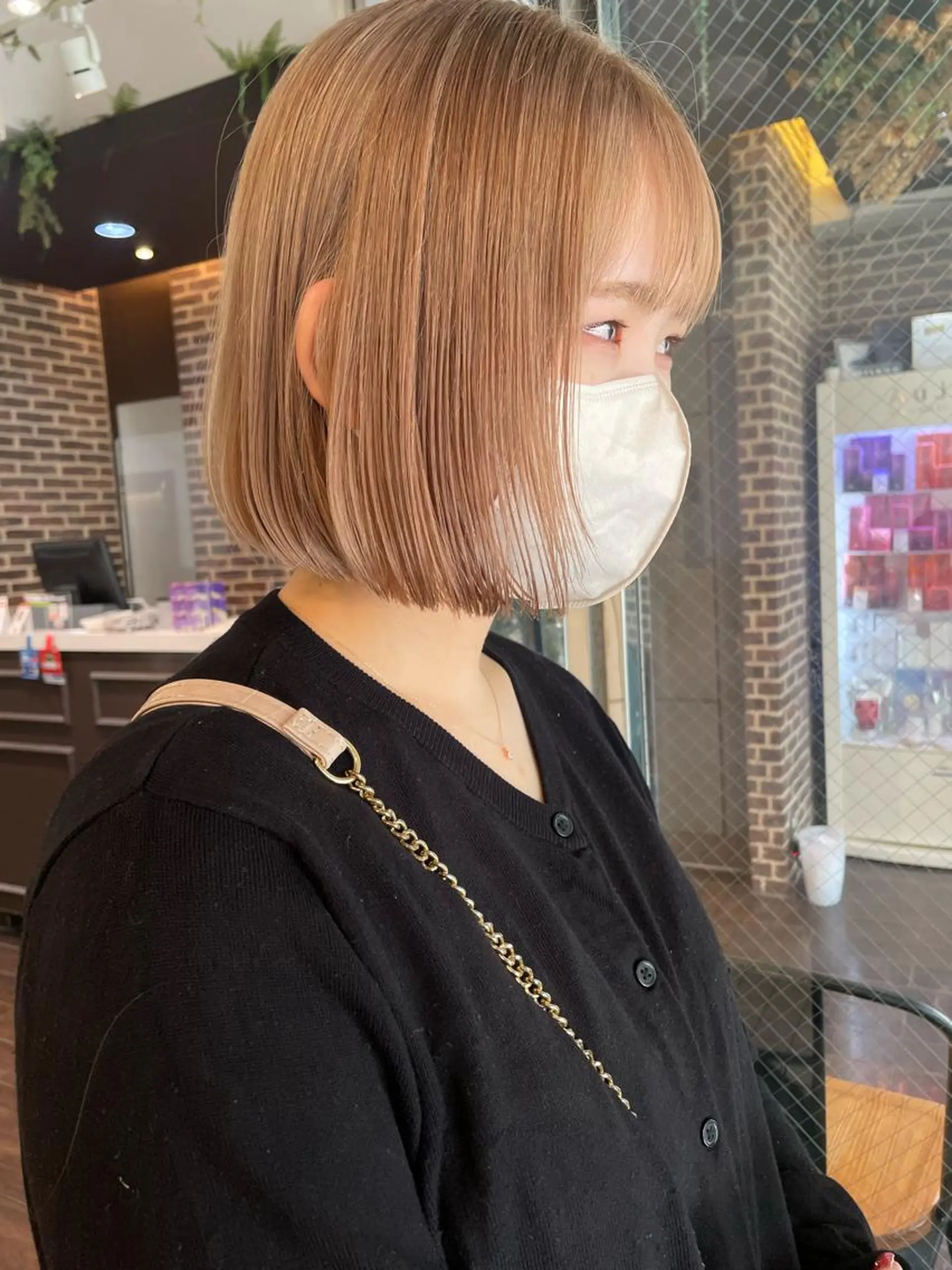 カラー ベージュカラー ブリーチ ハイトーンカラー ミルクティーベージュ ヘアカラー トリートメント 韓国ヘア🦋 MIYUのヘアスタイル