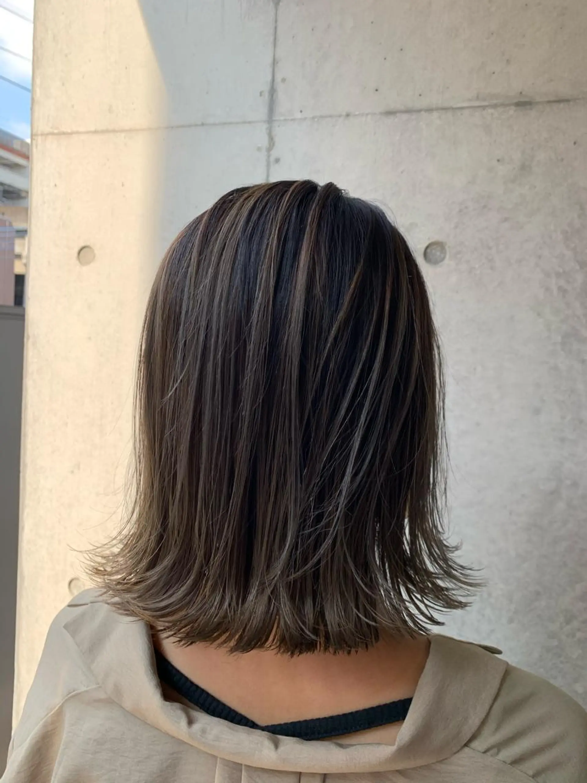 ミディアム ボブ レイヤーカット ショート/縮毛矯正 紺野紘三のヘアスタイル