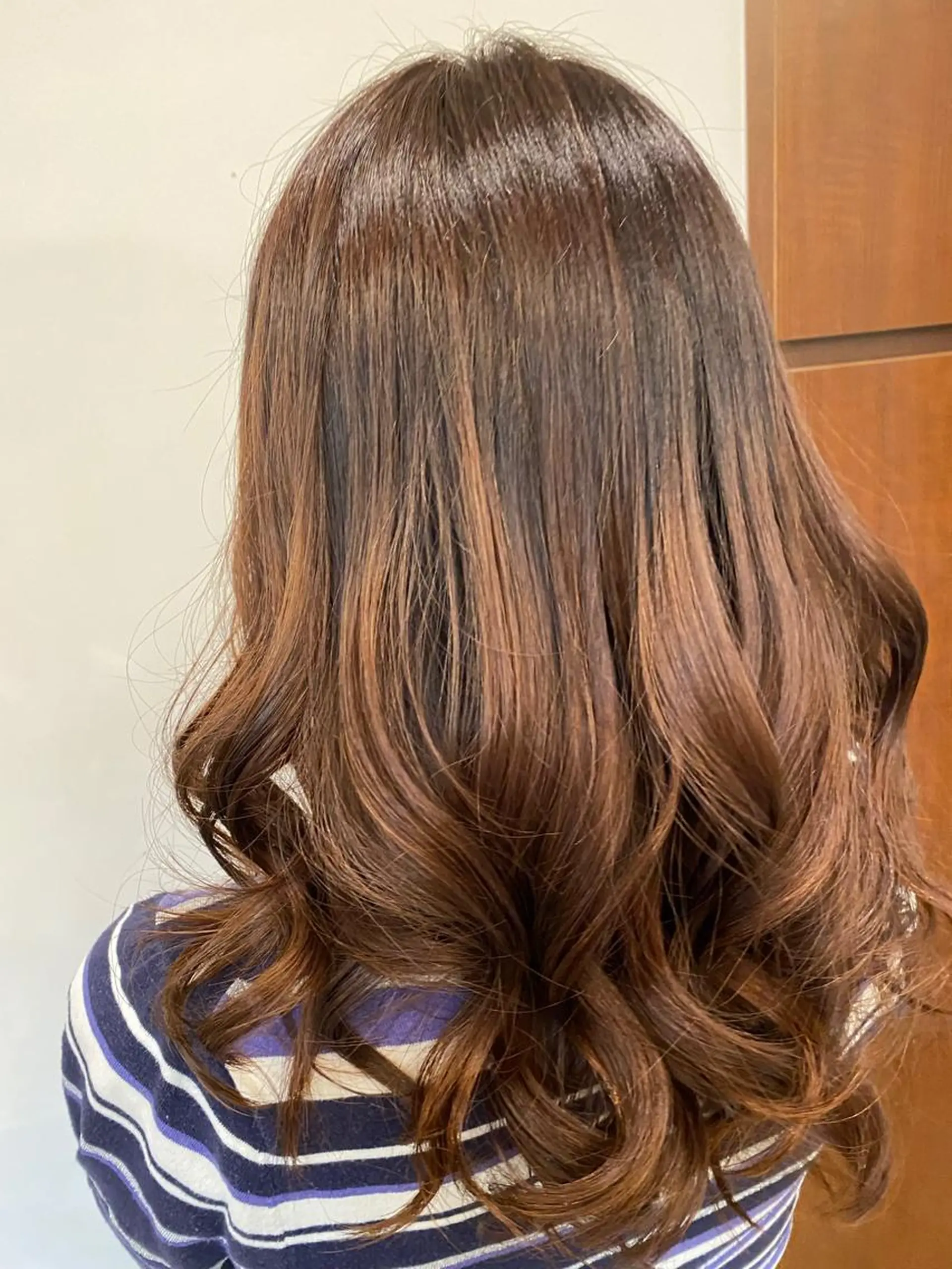 ロング パーマ ✨ニュアンスカラー✨ かつべのヘアスタイル