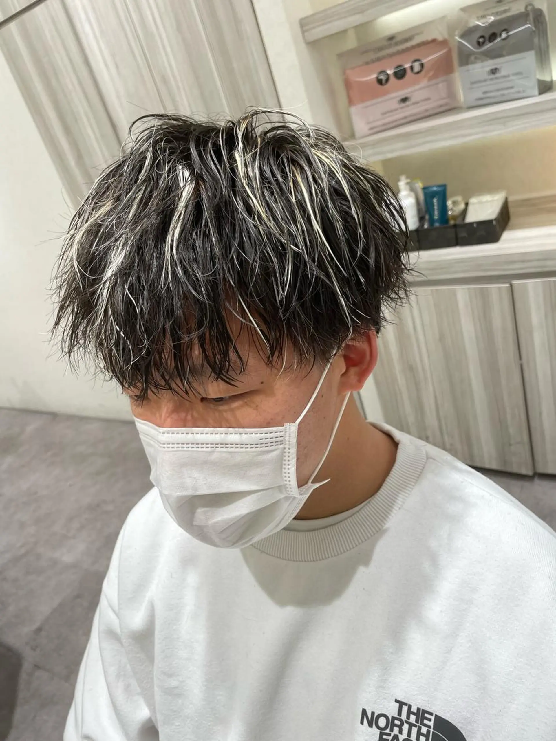 ショート パーマ メンズ メンズメッシュ カット ヘアカラー パーマ メンズ特化/矢場町駅 徒歩1分/岡本一真のヘアスタイル