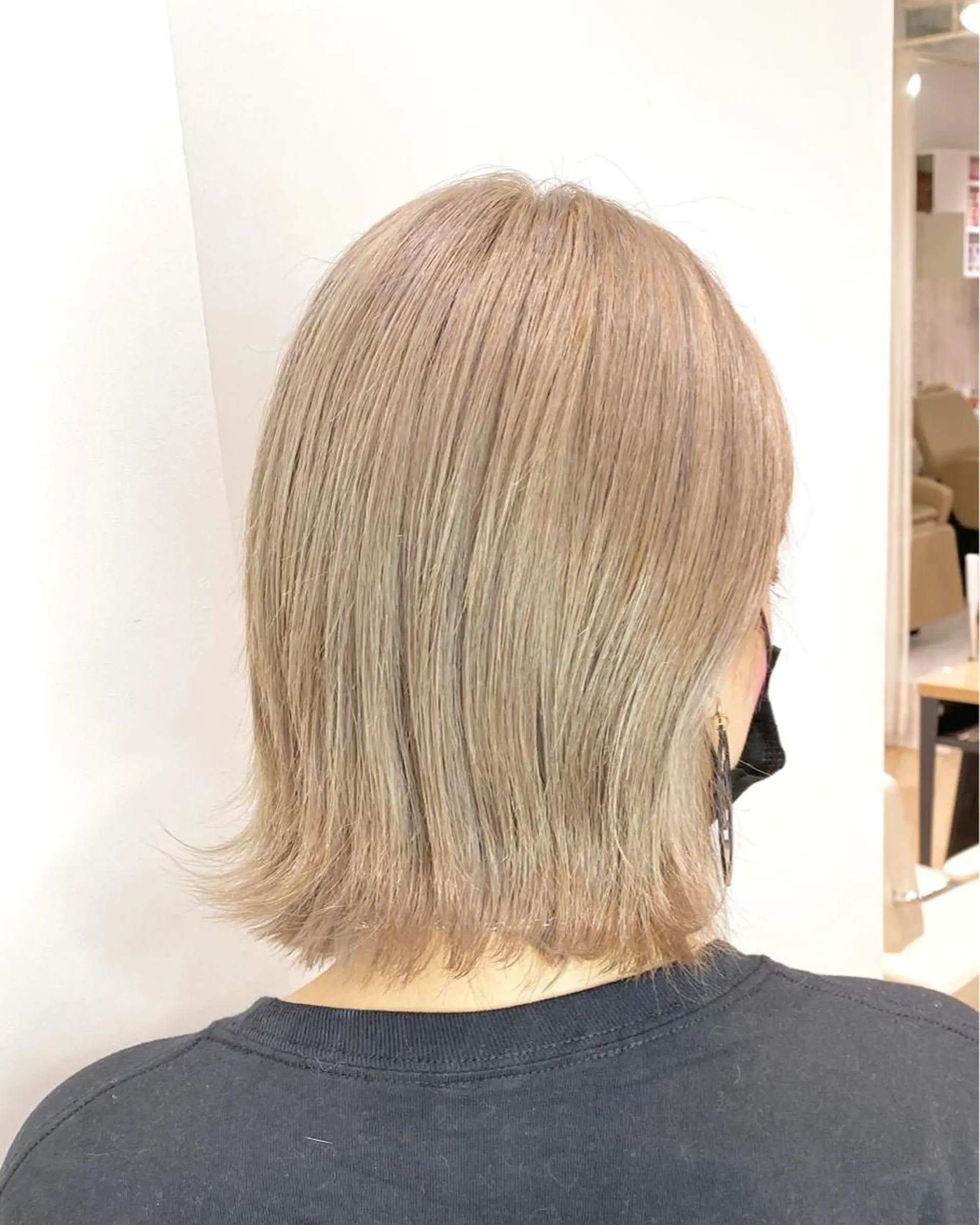 ショート カラー 🌙HIZUKI🌙 ハイトーン 艶髪のヘアスタイル