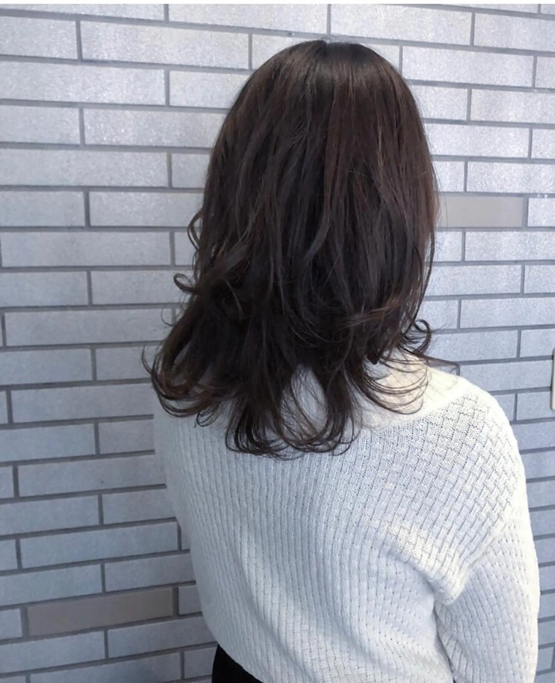 ミディアム カラー アディクシーカラー ベージュカラー レイヤーカット 中村 よしひでのヘアスタイル